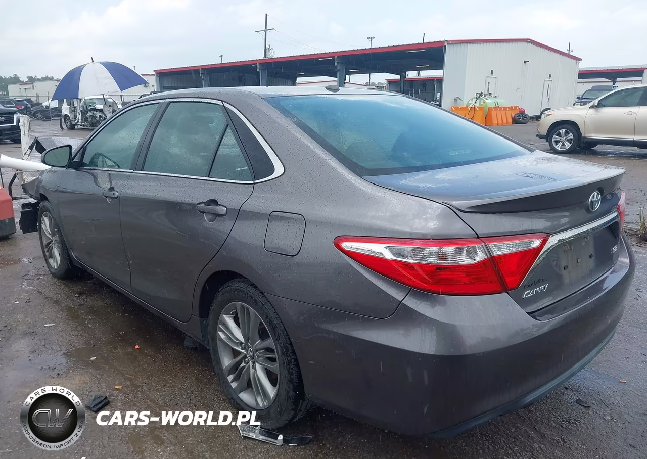 2017 Toyota Camry Se VIN:4T1BF1FK7HU359657 - 3