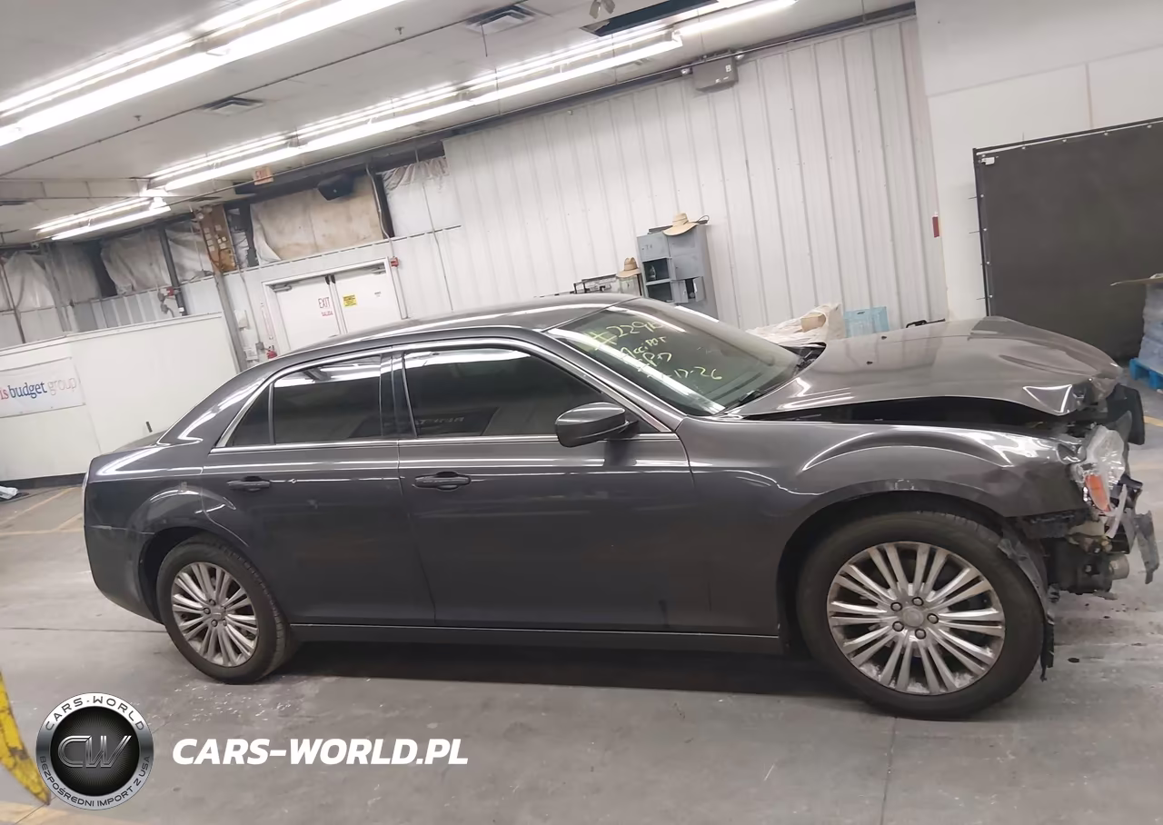 2013 Chrysler 300 Motown VIN:2C3CCARG9DH602444 - 13