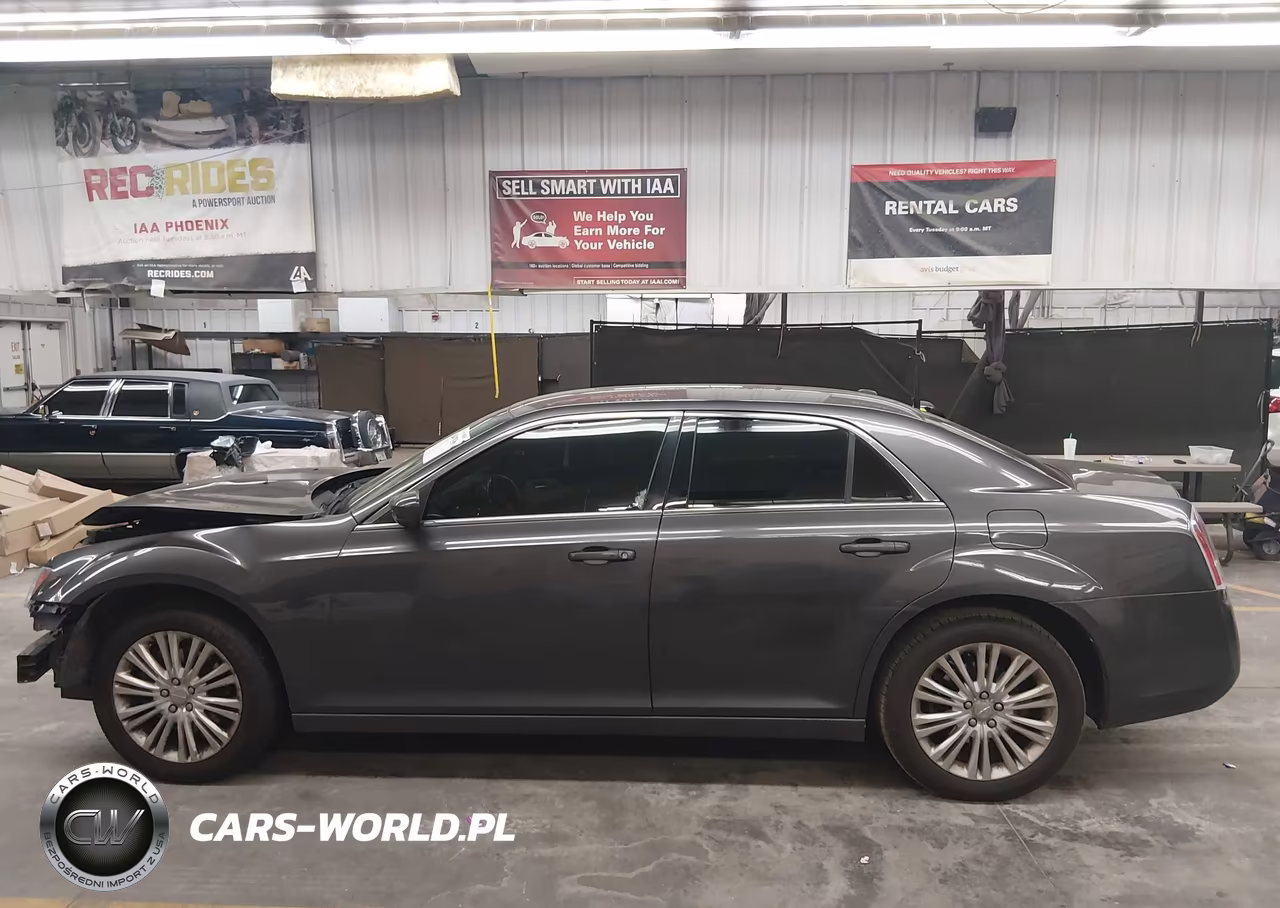 2013 Chrysler 300 Motown VIN:2C3CCARG9DH602444 - 14