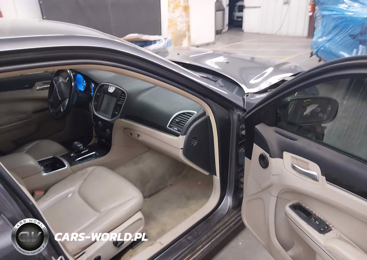 2013 Chrysler 300 Motown VIN:2C3CCARG9DH602444 - 5