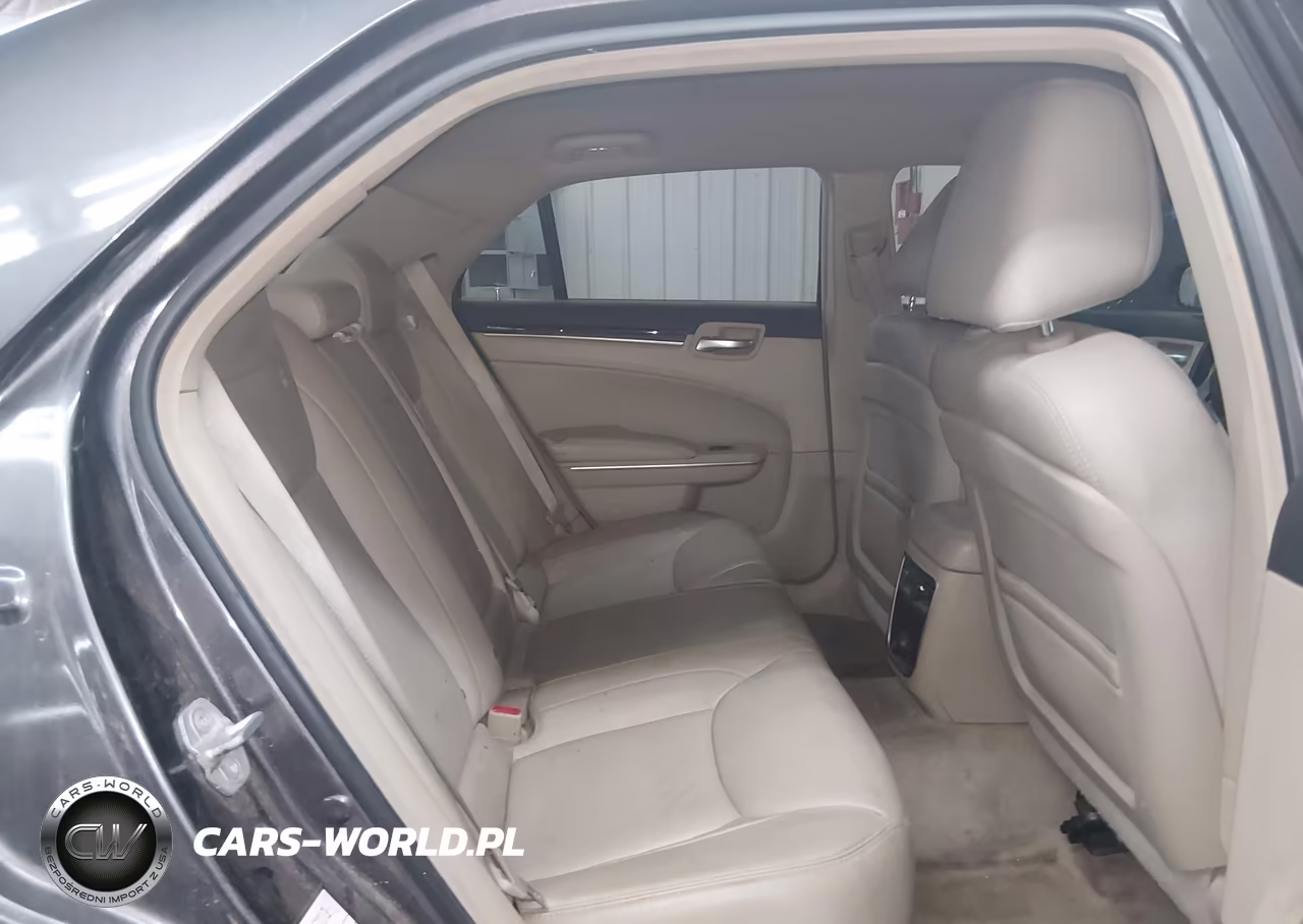 2013 Chrysler 300 Motown VIN:2C3CCARG9DH602444 - 8