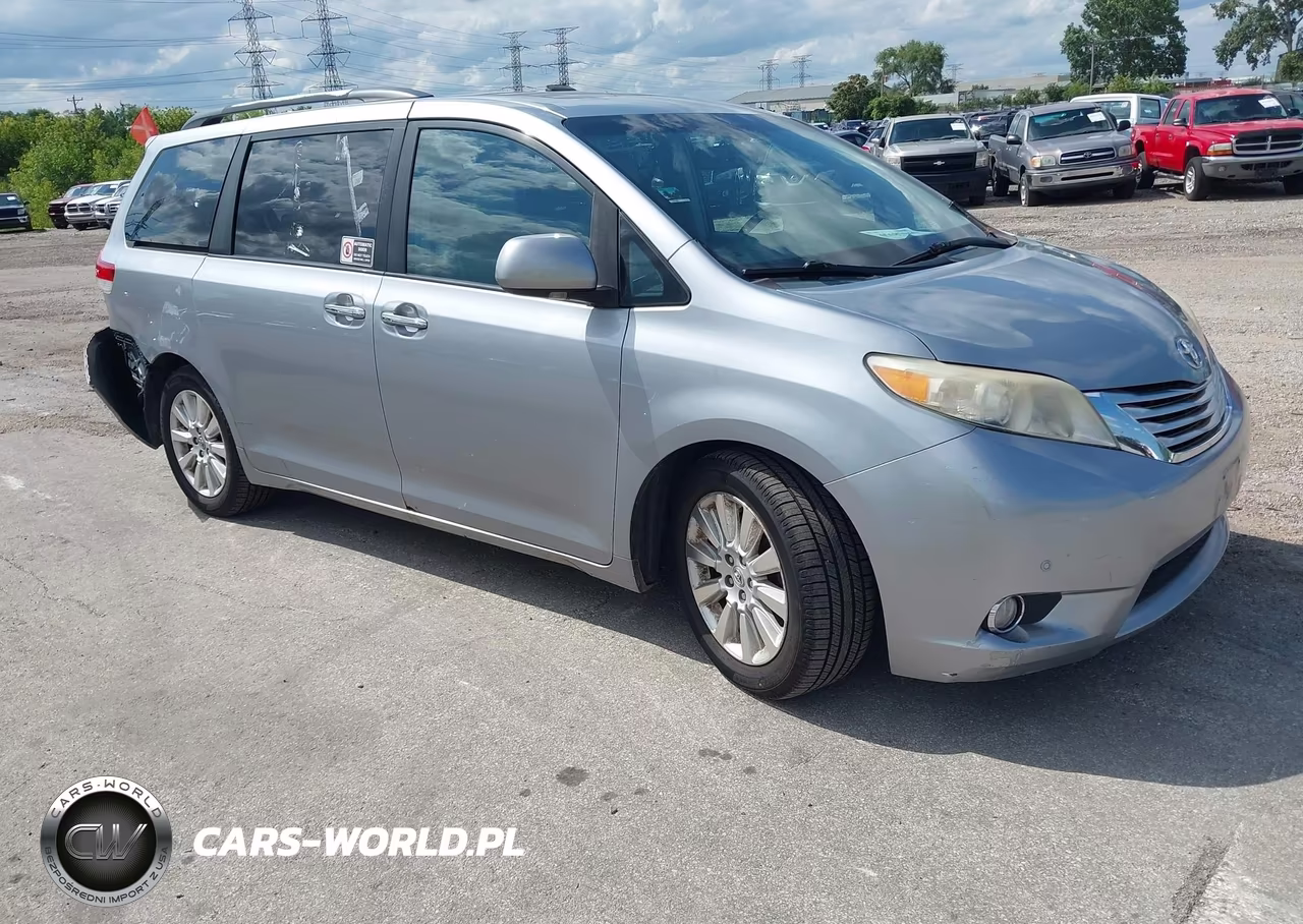 2011 Toyota Sienna Limited – zdjęcie 1 z 16