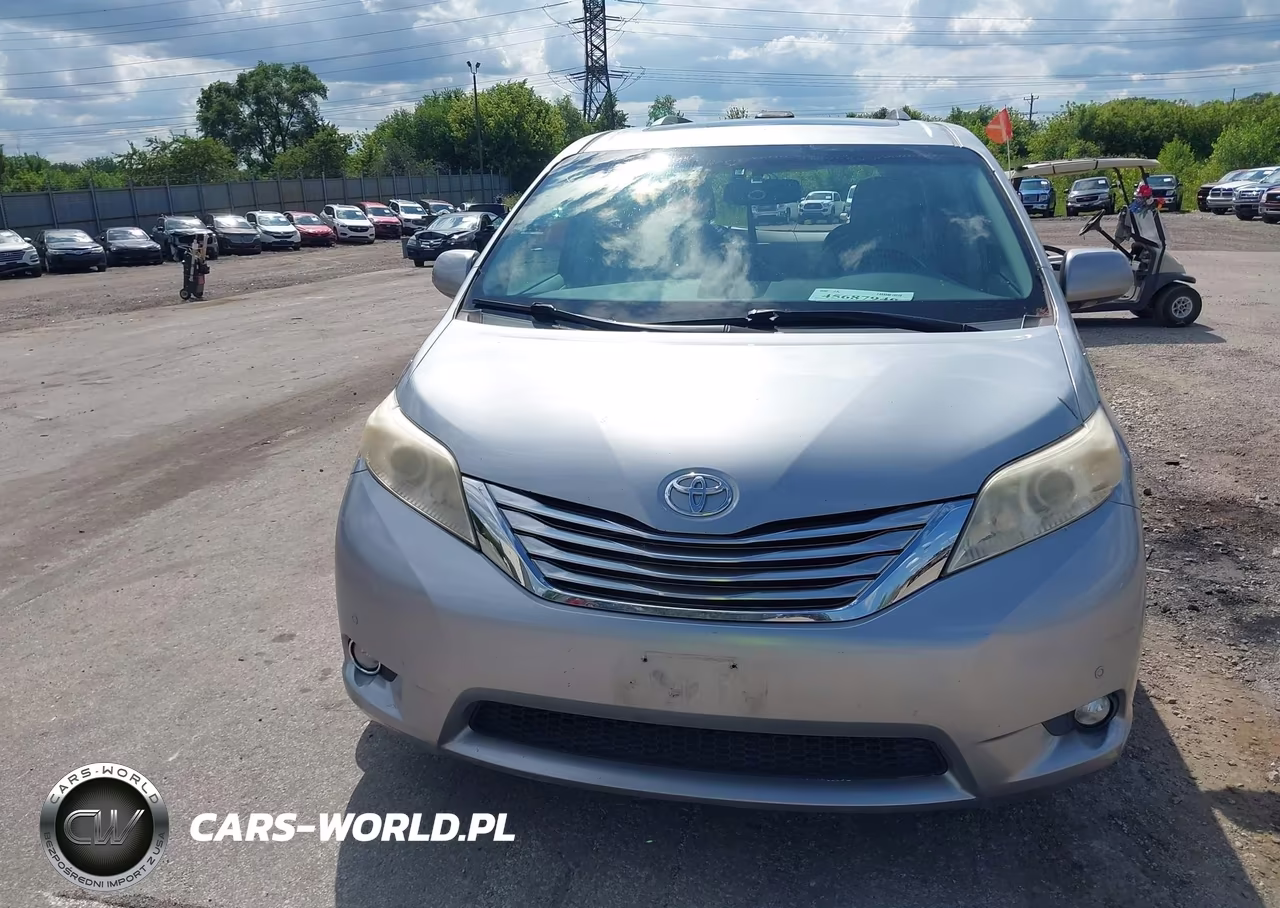 2011 Toyota Sienna Limited VIN:5TDDK3DC6BS006922 - 12