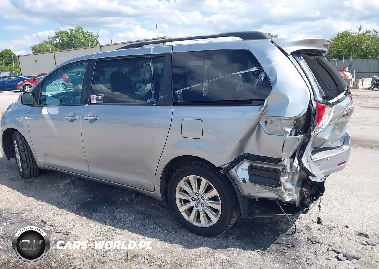 2011 Toyota Sienna Limited VIN:5TDDK3DC6BS006922 - 3