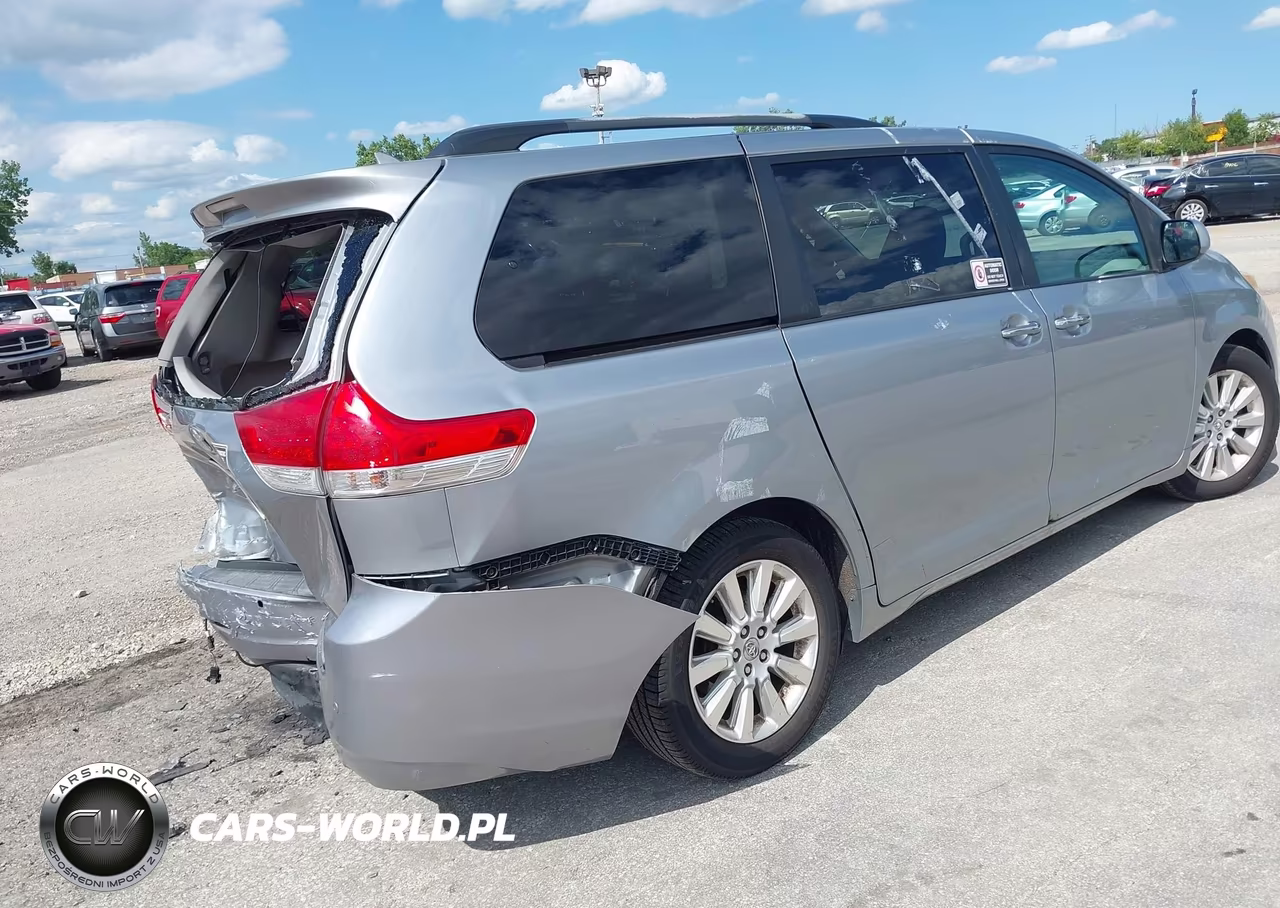 2011 Toyota Sienna Limited VIN:5TDDK3DC6BS006922 - 4