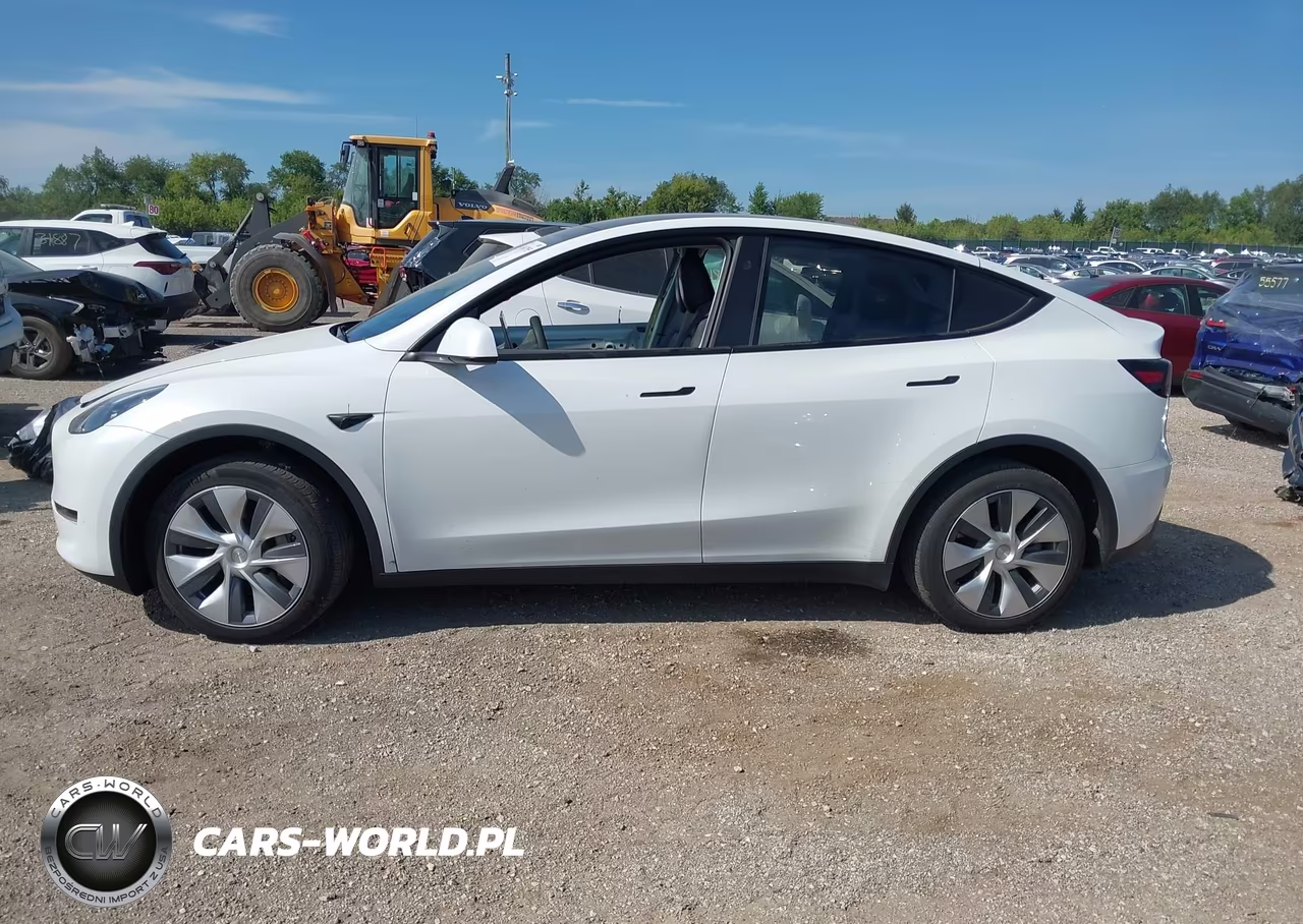 2023 Tesla Model Y Awd-Long Range Dual Motor All-Wheel Drive VIN:7SAYGDEE5PF834693 - 15