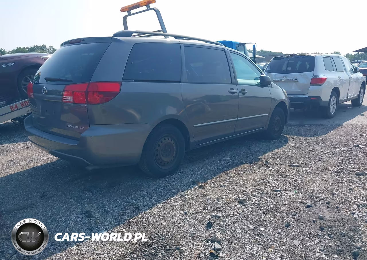 2004 Toyota Sienna Le VIN:5TDZA23C44S092111 - 4