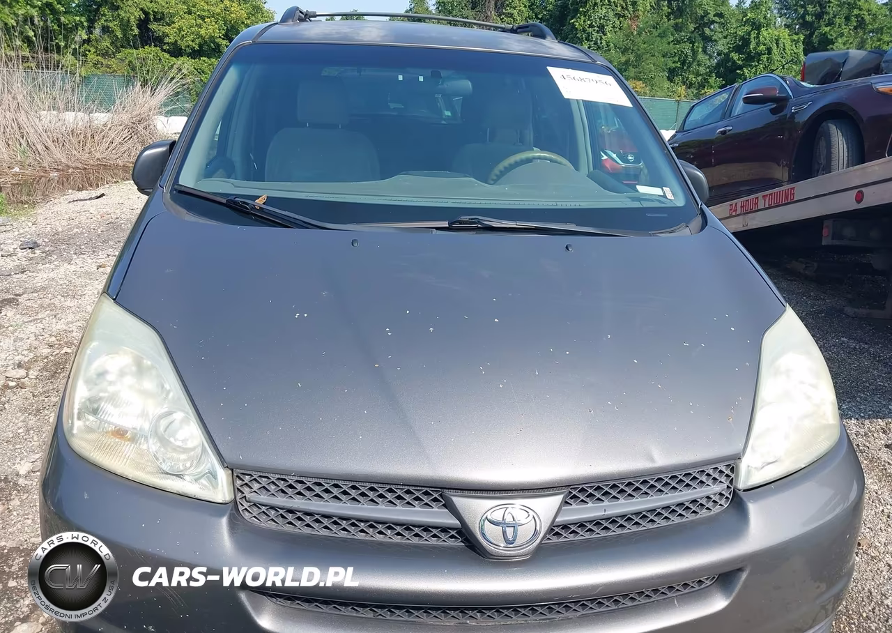2004 Toyota Sienna Le VIN:5TDZA23C44S092111 - 6