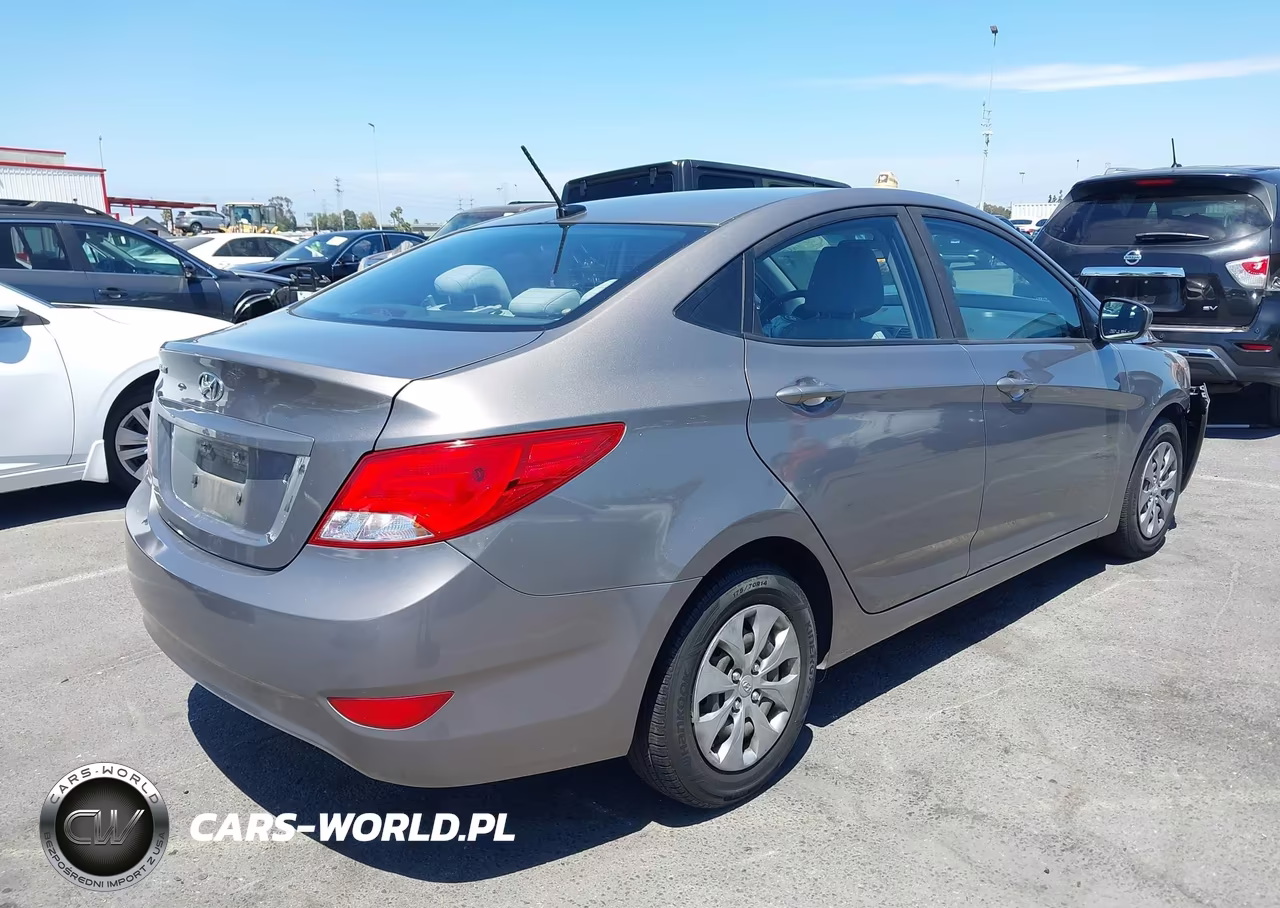 2017 Hyundai Accent Se VIN:KMHCT4AE5HU373752 - 4