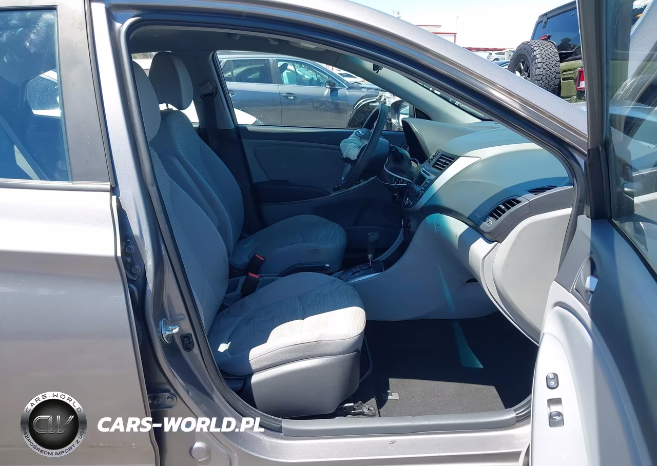2017 Hyundai Accent Se VIN:KMHCT4AE5HU373752 - 5