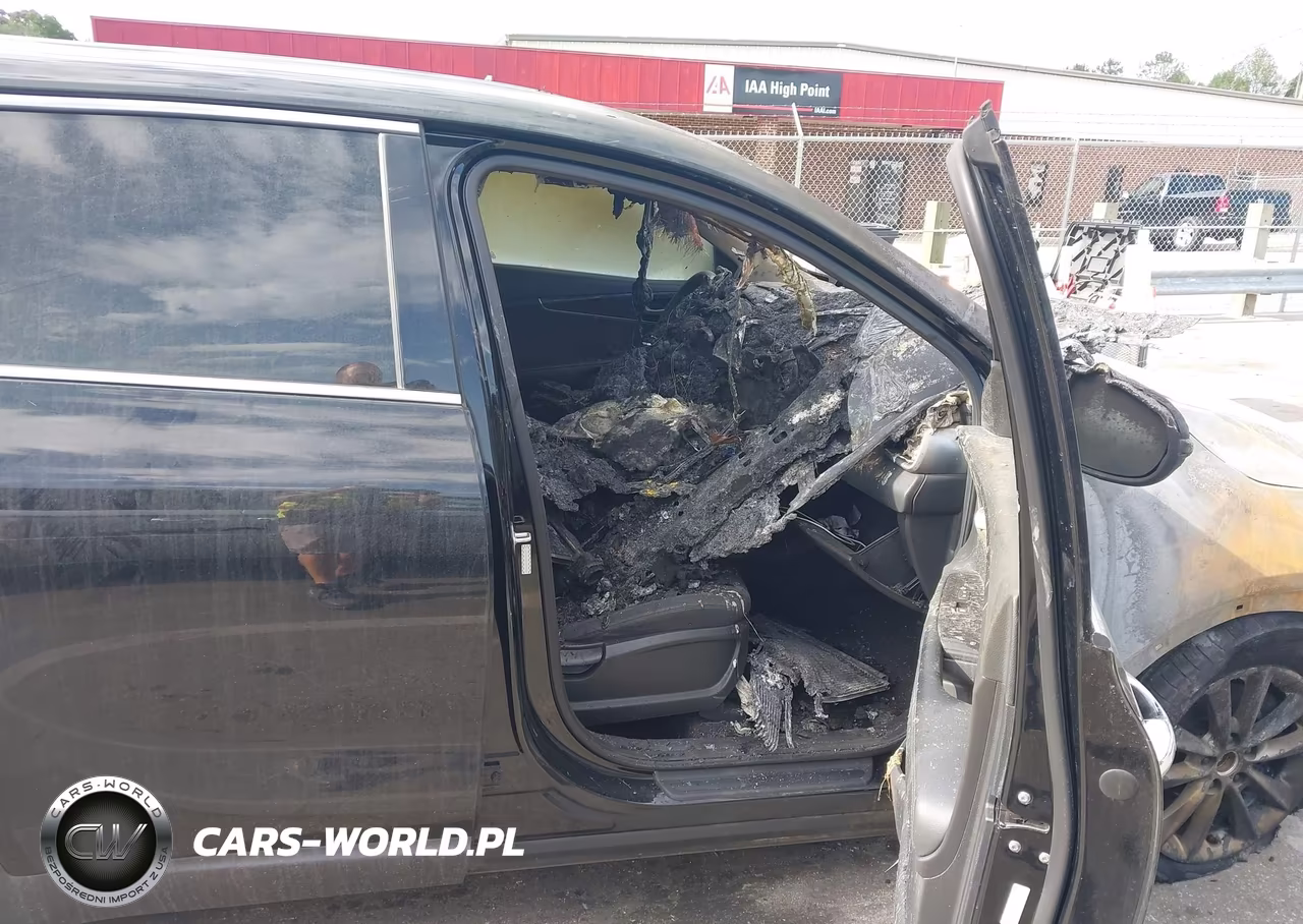 2019 Kia Sorento 2.4L Lx VIN:5XYPGDA30KG570958 - 5