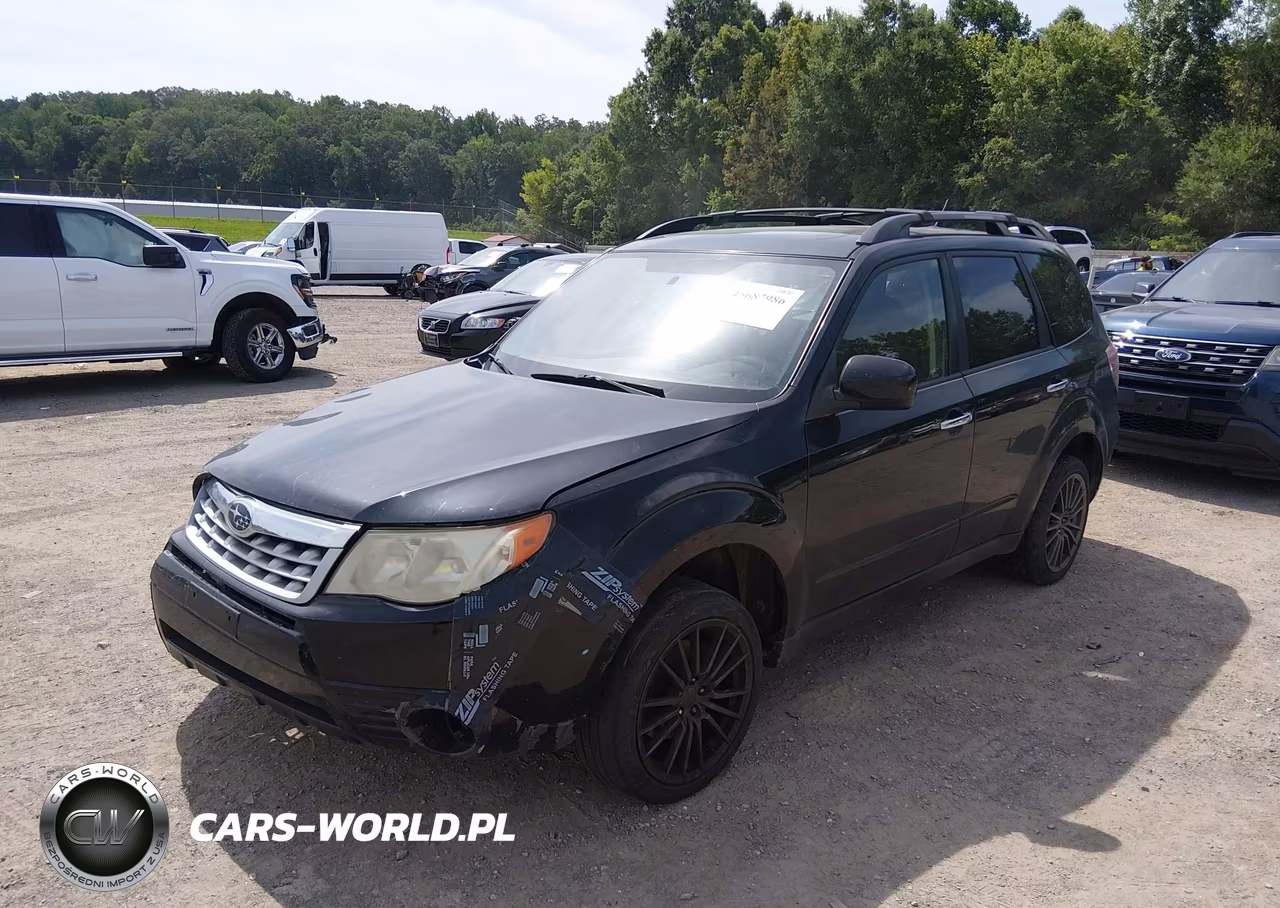 2013 Subaru Forester 2.5X Premium VIN:JF2SHACC5DH438177 - 2