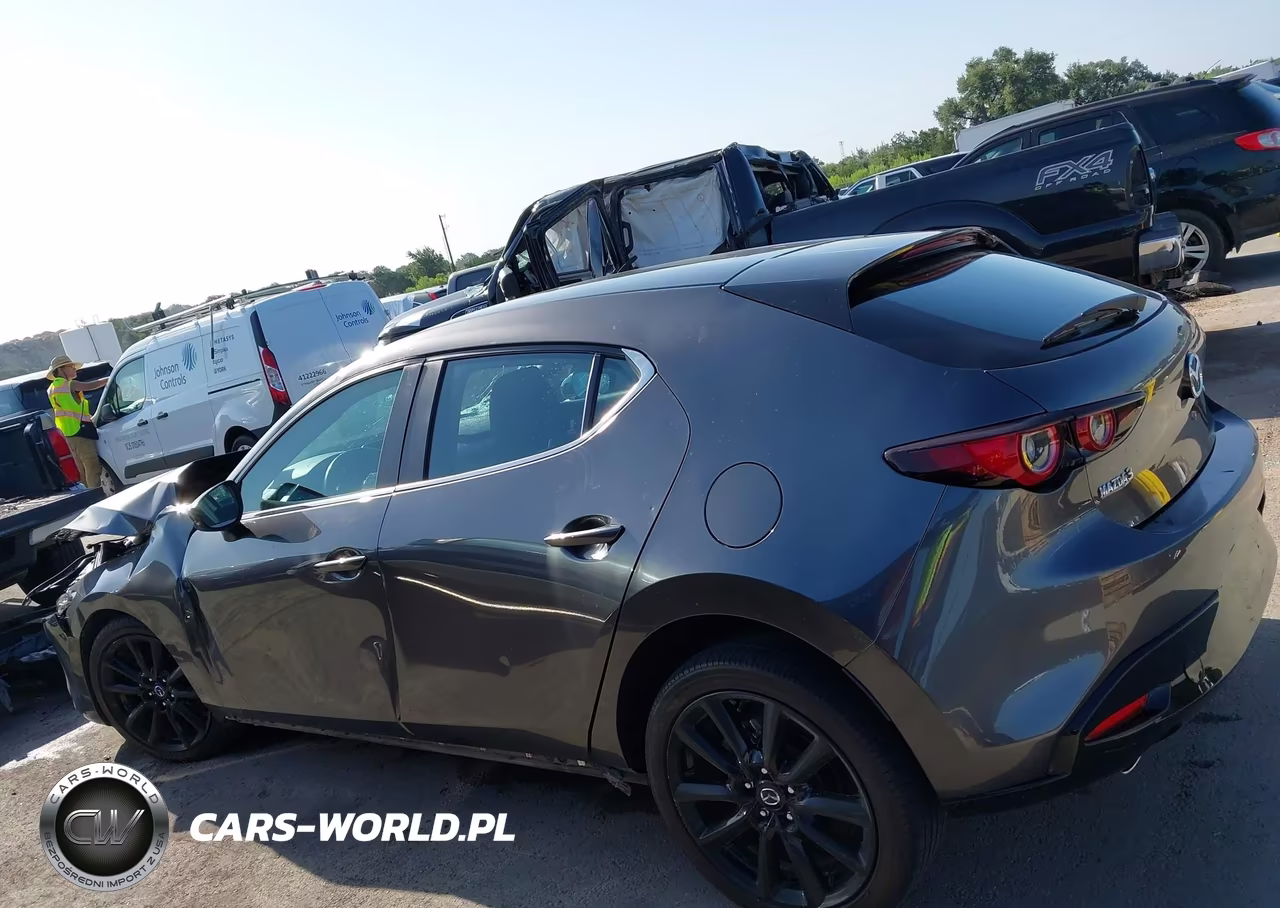 2025 Mazda Mazda3 2.5 S Select Sport VIN:JM1BPAKM6S1753457 - 15