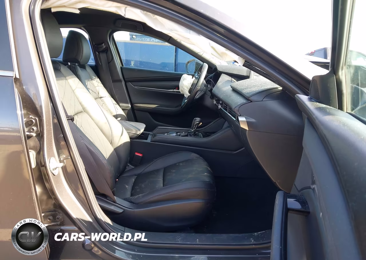 2025 Mazda Mazda3 2.5 S Select Sport VIN:JM1BPAKM6S1753457 - 5