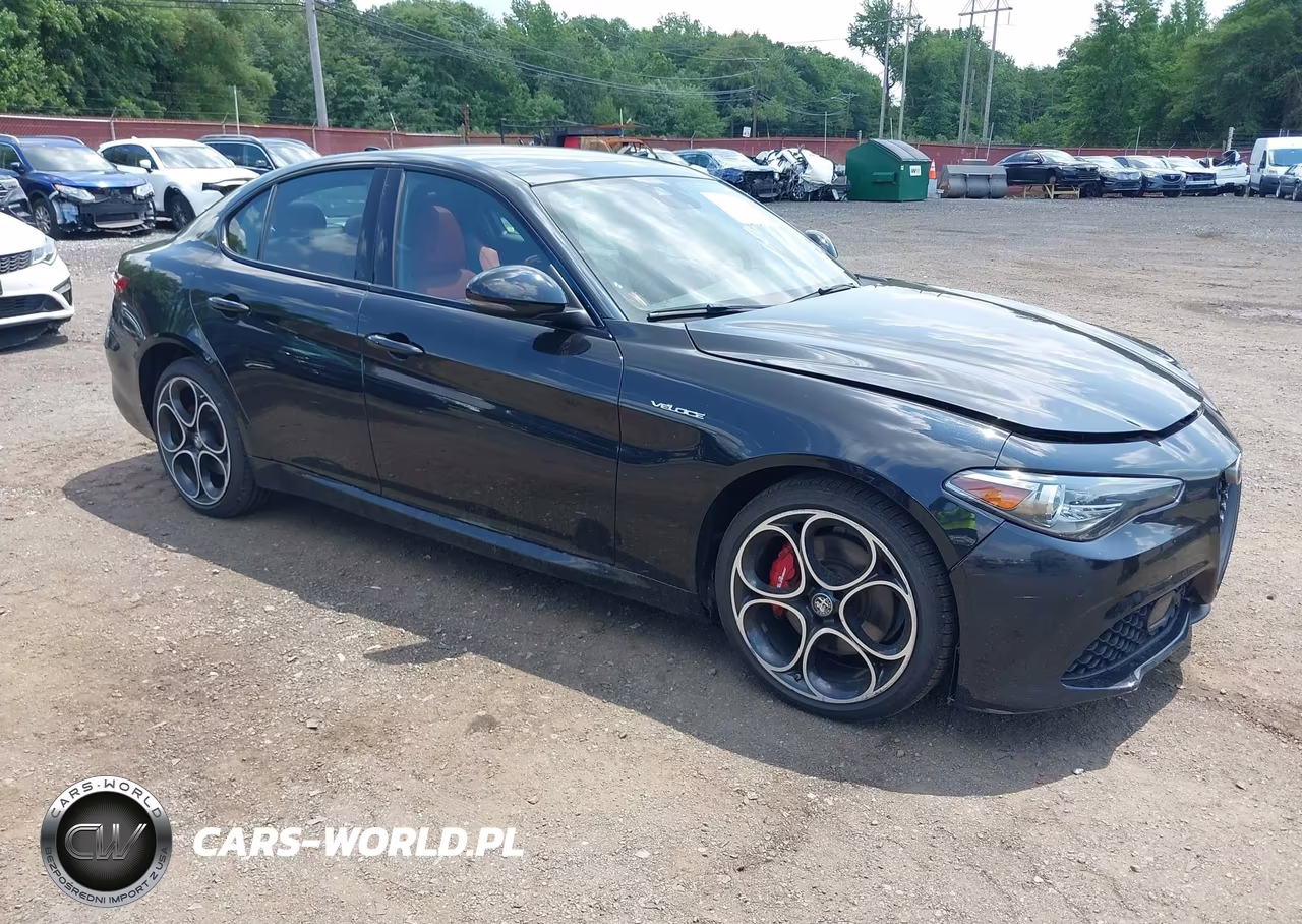 2023 Alfa Romeo Giulia Veloce Awd