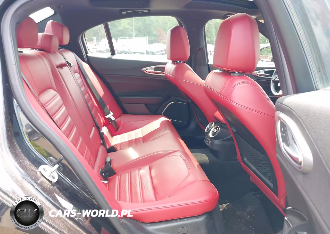 2023 Alfa Romeo Giulia Veloce Awd VIN:ZARFANBN5P7674360 - 8