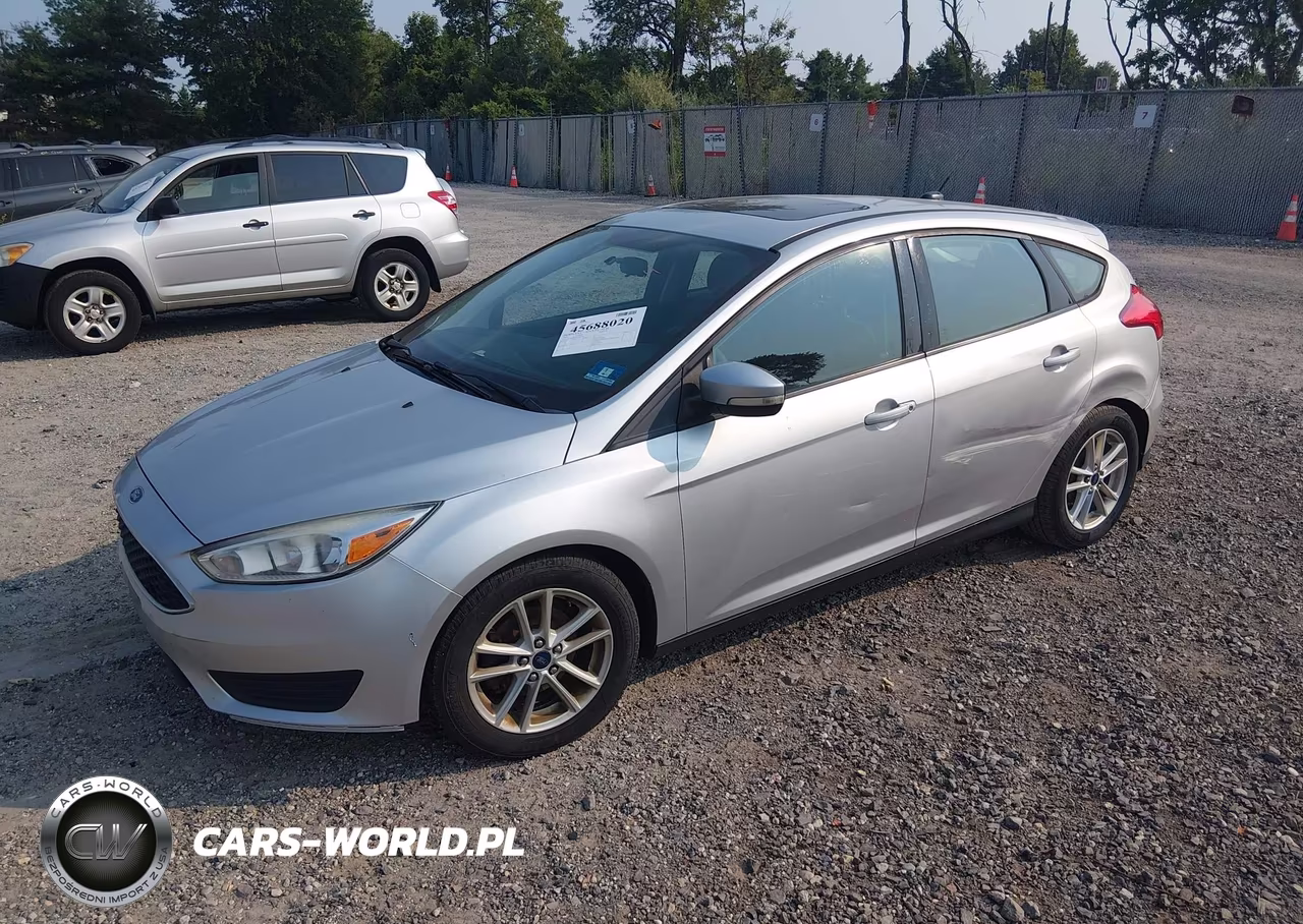 2016 Ford Focus Se VIN:1FADP3K22GL263540 - 2