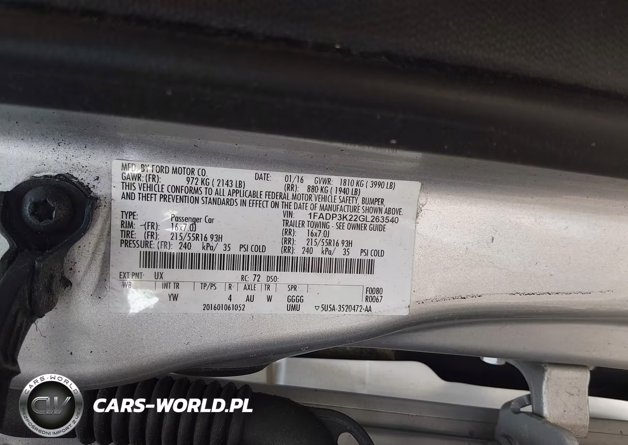 2016 Ford Focus Se VIN:1FADP3K22GL263540 - 9