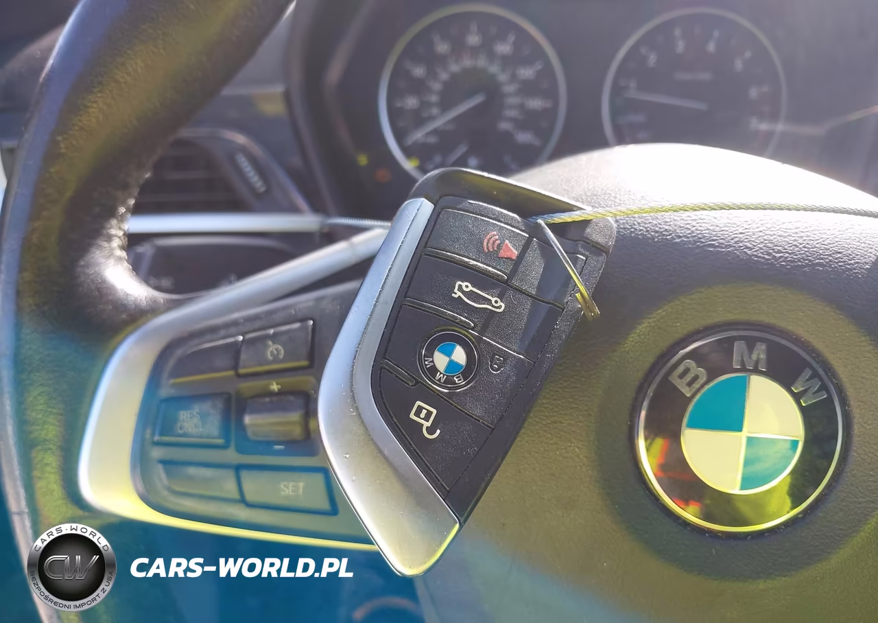 2018 BMW X1 xDrive28I VIN:WBXHT3C37J5L24782 - 11