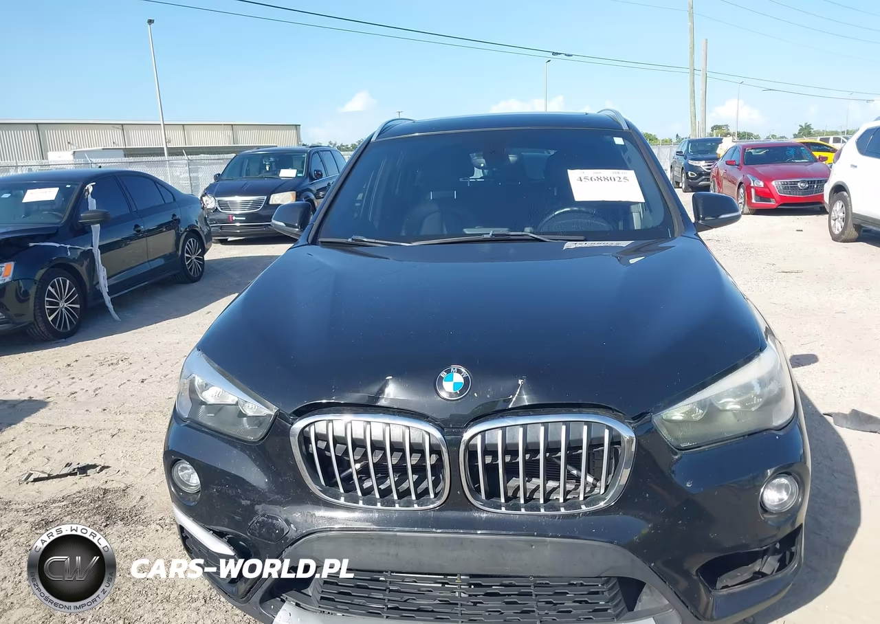 2018 BMW X1 xDrive28I VIN:WBXHT3C37J5L24782 - 12
