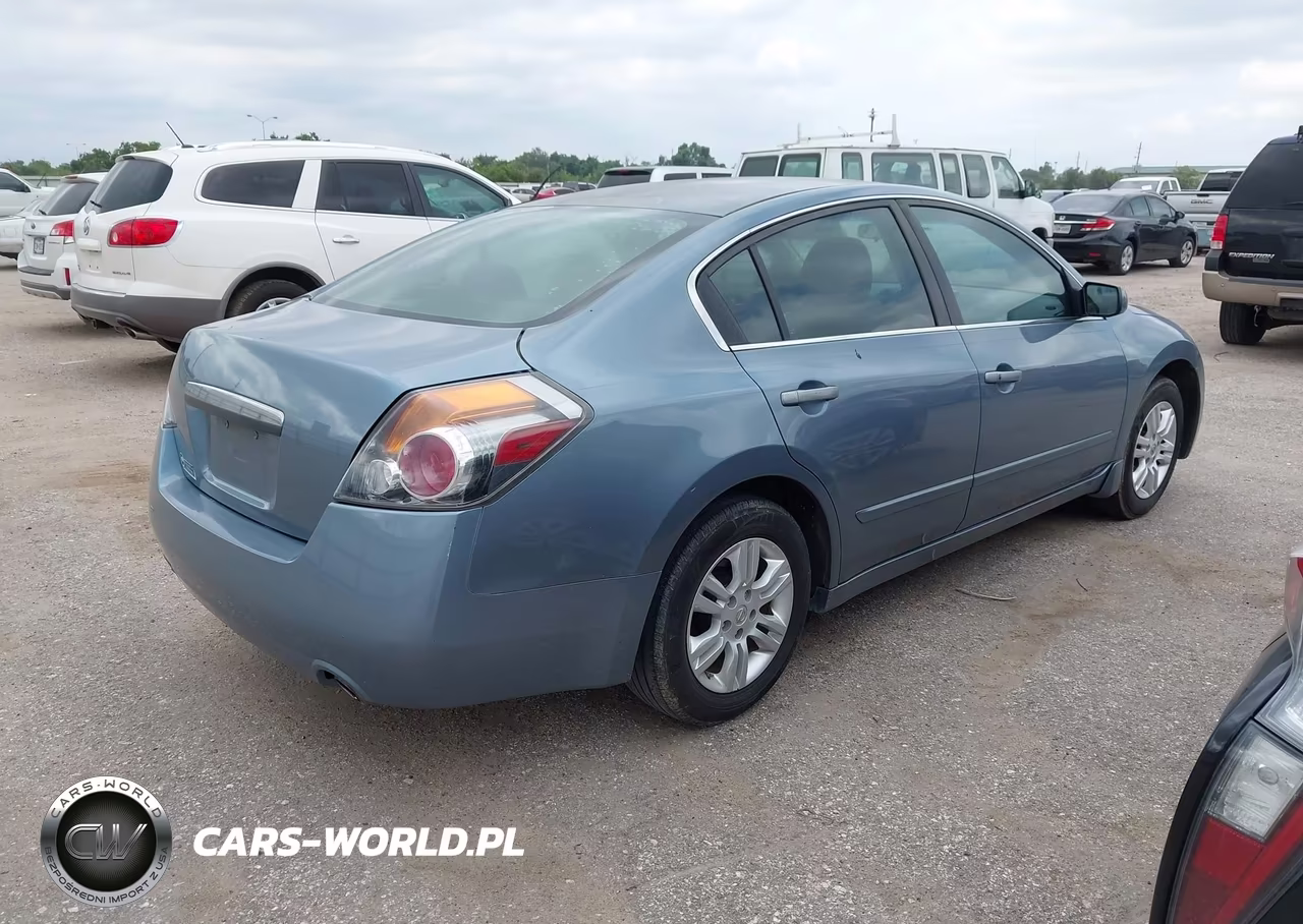 2011 Nissan Altima 2.5 S VIN:1N4AL2AP9BN497189 - 4