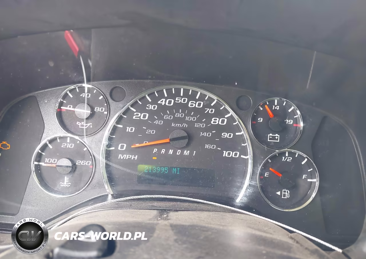 2015 Chevrolet Express 2500 Work Van VIN:1GCWGGCG3F1125259 - 7