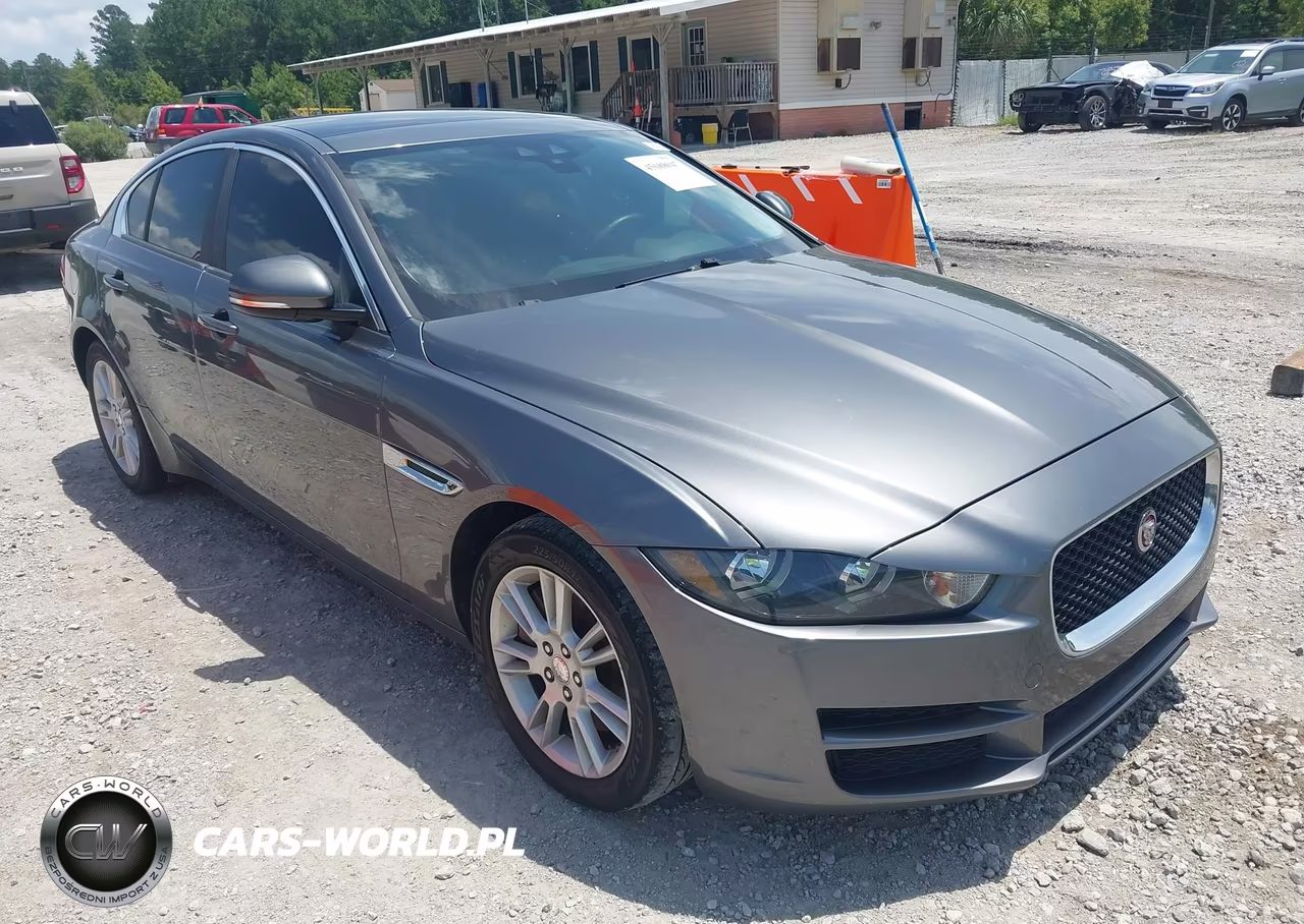 2017 Jaguar Xe 25T Premium VIN:SAJAD4BG1HA947520 - 1