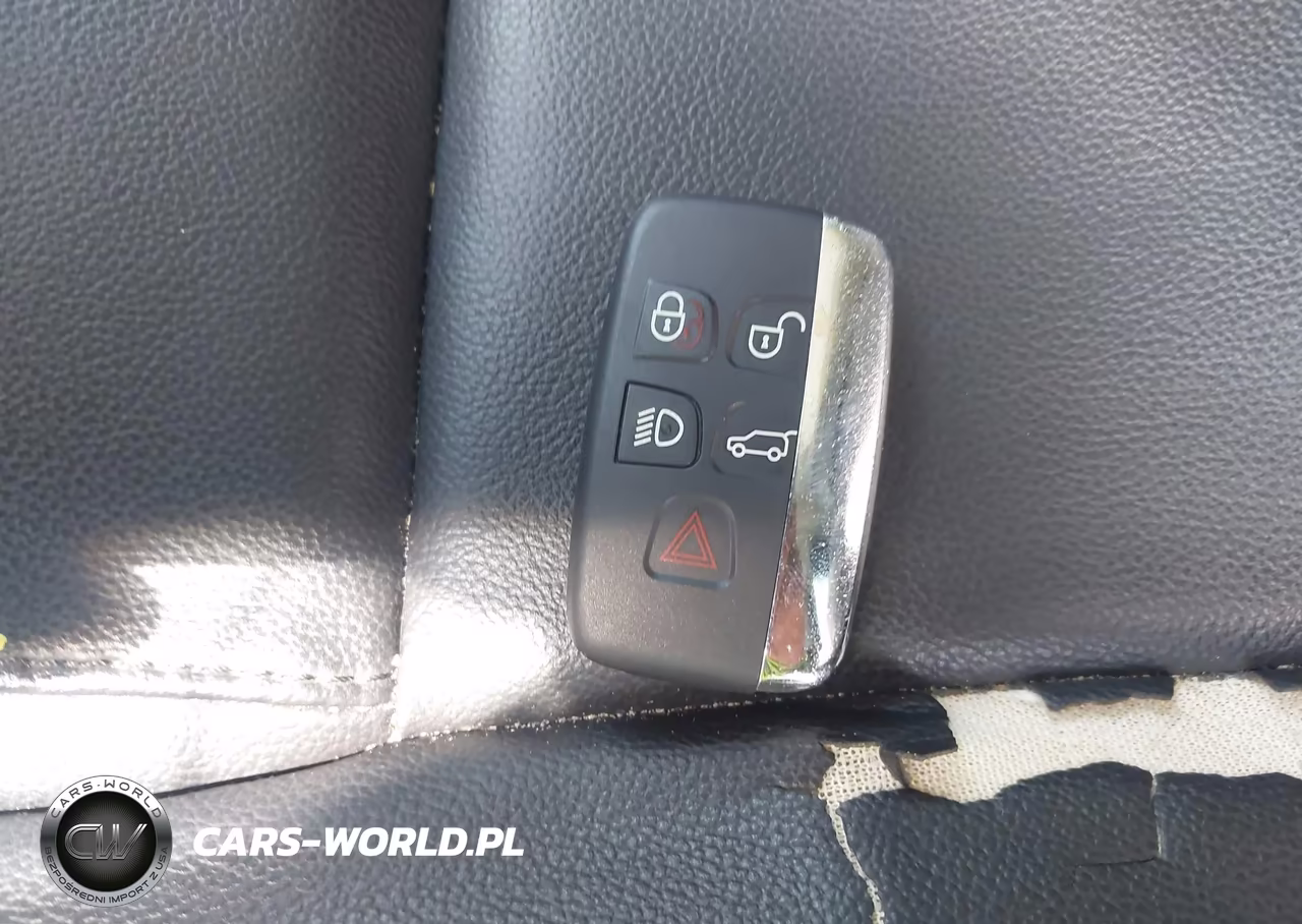 2017 Jaguar Xe 25T Premium VIN:SAJAD4BG1HA947520 - 11
