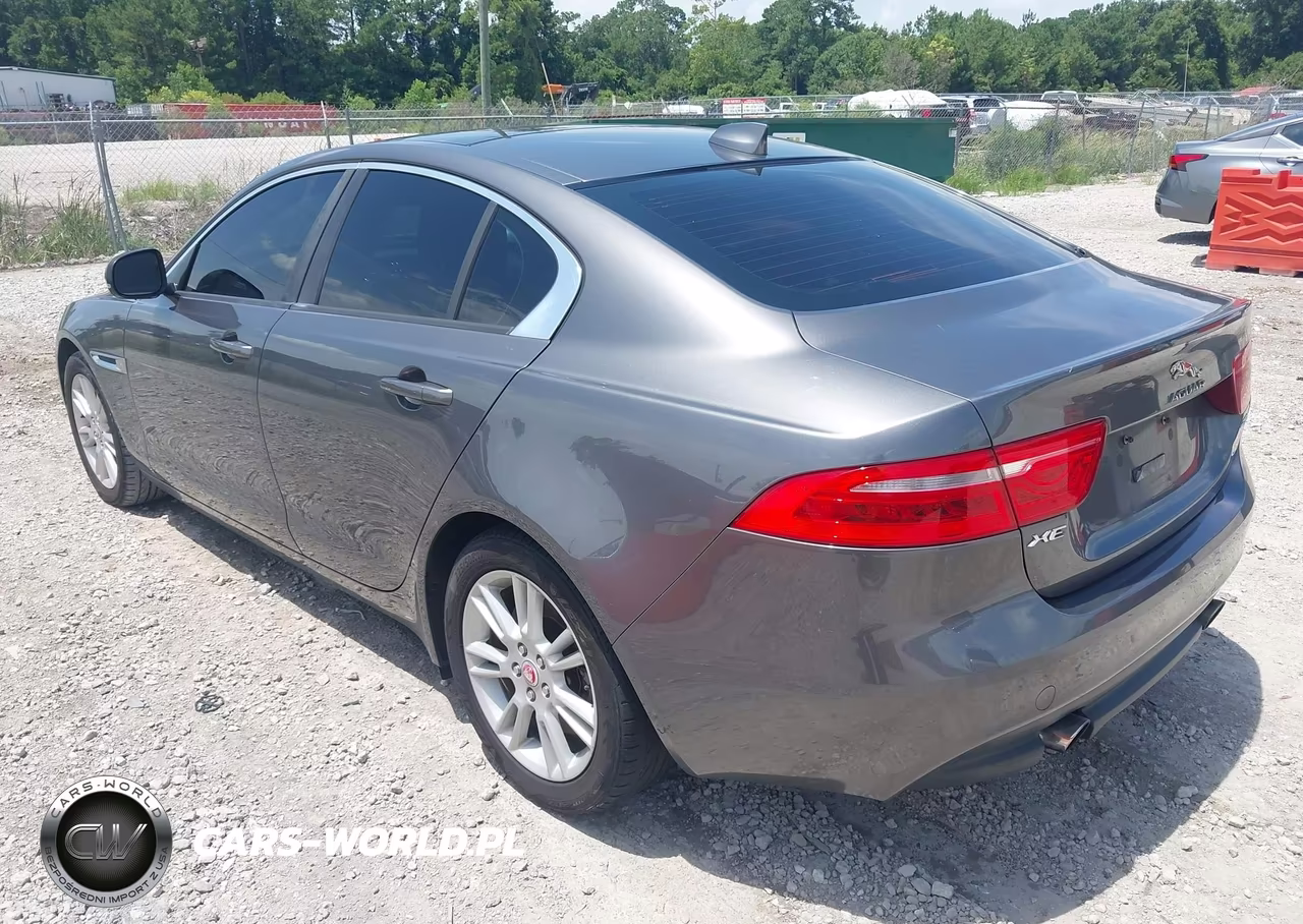 2017 Jaguar Xe 25T Premium VIN:SAJAD4BG1HA947520 - 3