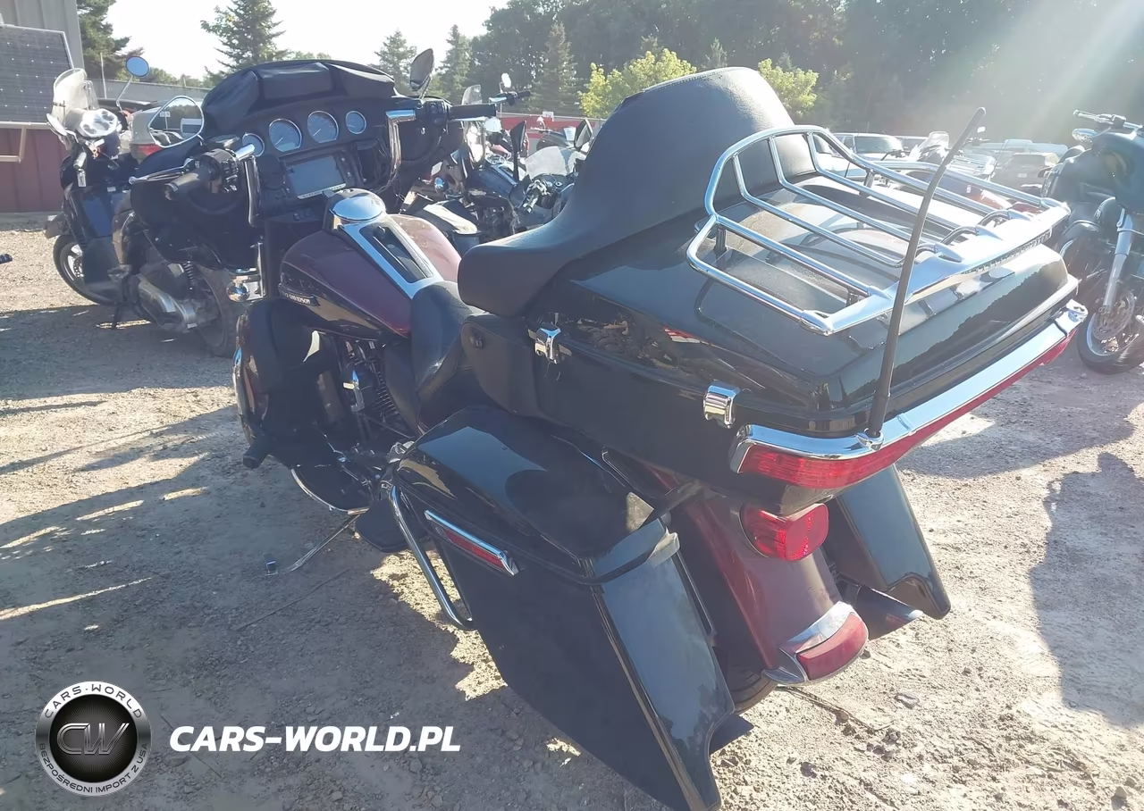 2015 Harley-Davidson Flhtcu Ultra Classic Electra Gld VIN:1HD1FCM13FB673691 - 3