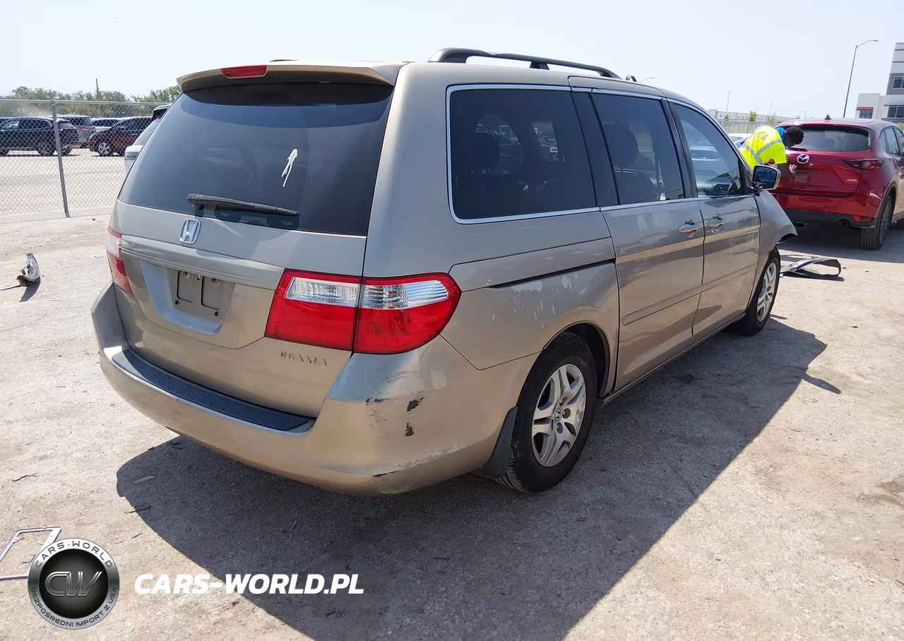 2005 Honda Odyssey Ex VIN:5FNRL38435B425003 - 4