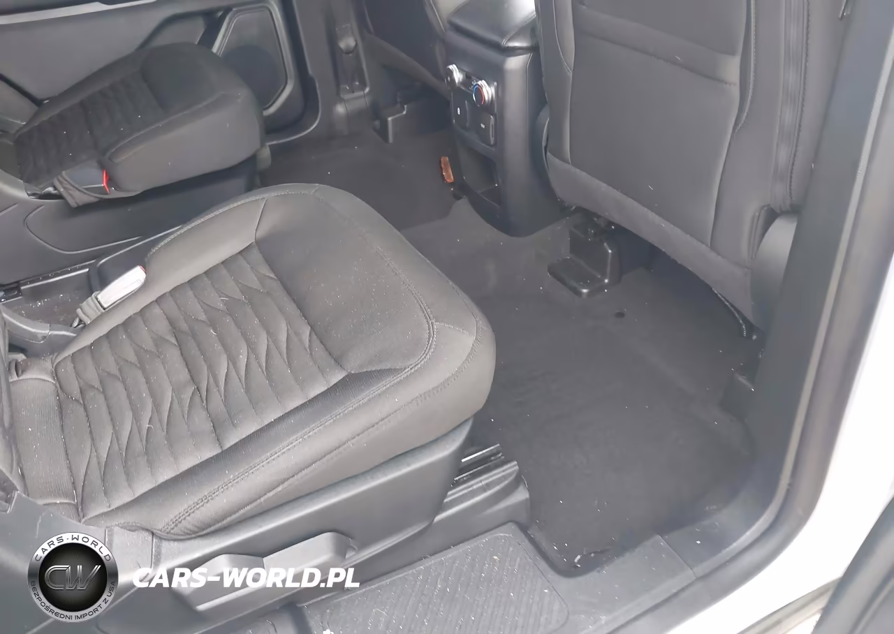 2021 Ford Explorer Xlt VIN:1FMSK8DHXMGB66102 - 8