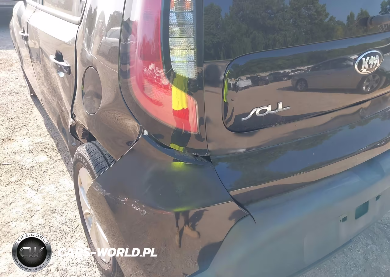 2015 Kia Soul VIN:KNDJN2A23F7768010 - 12