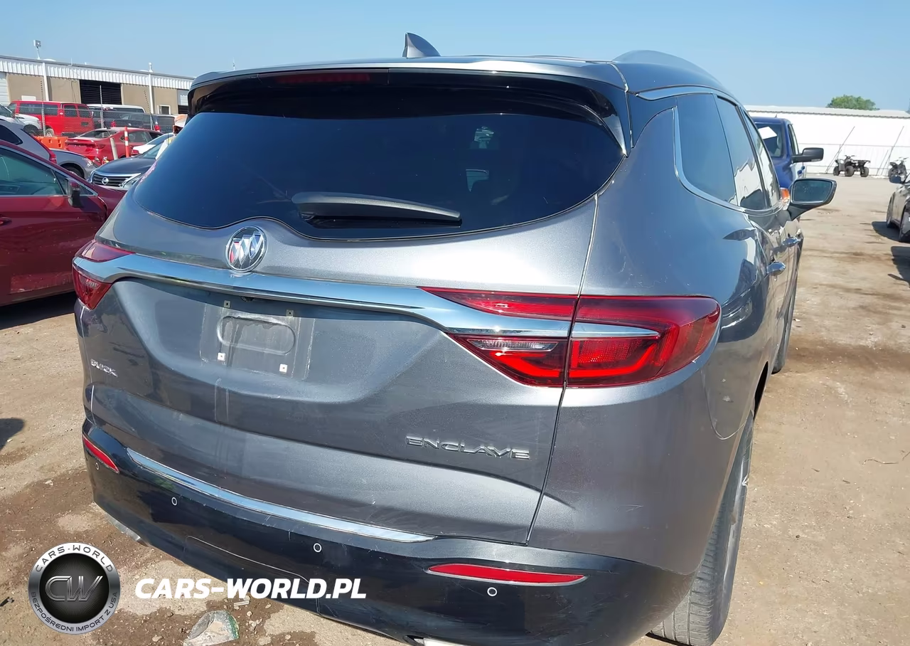 2018 Buick Enclave Essence VIN:5GAERBKW5JJ248542 - 4