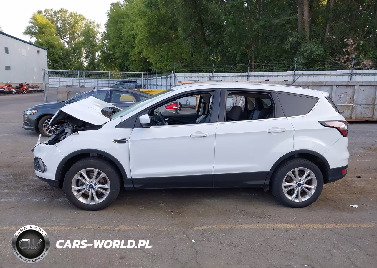 2017 Ford Escape Se VIN:1FMCU0GD3HUB03827 - 13