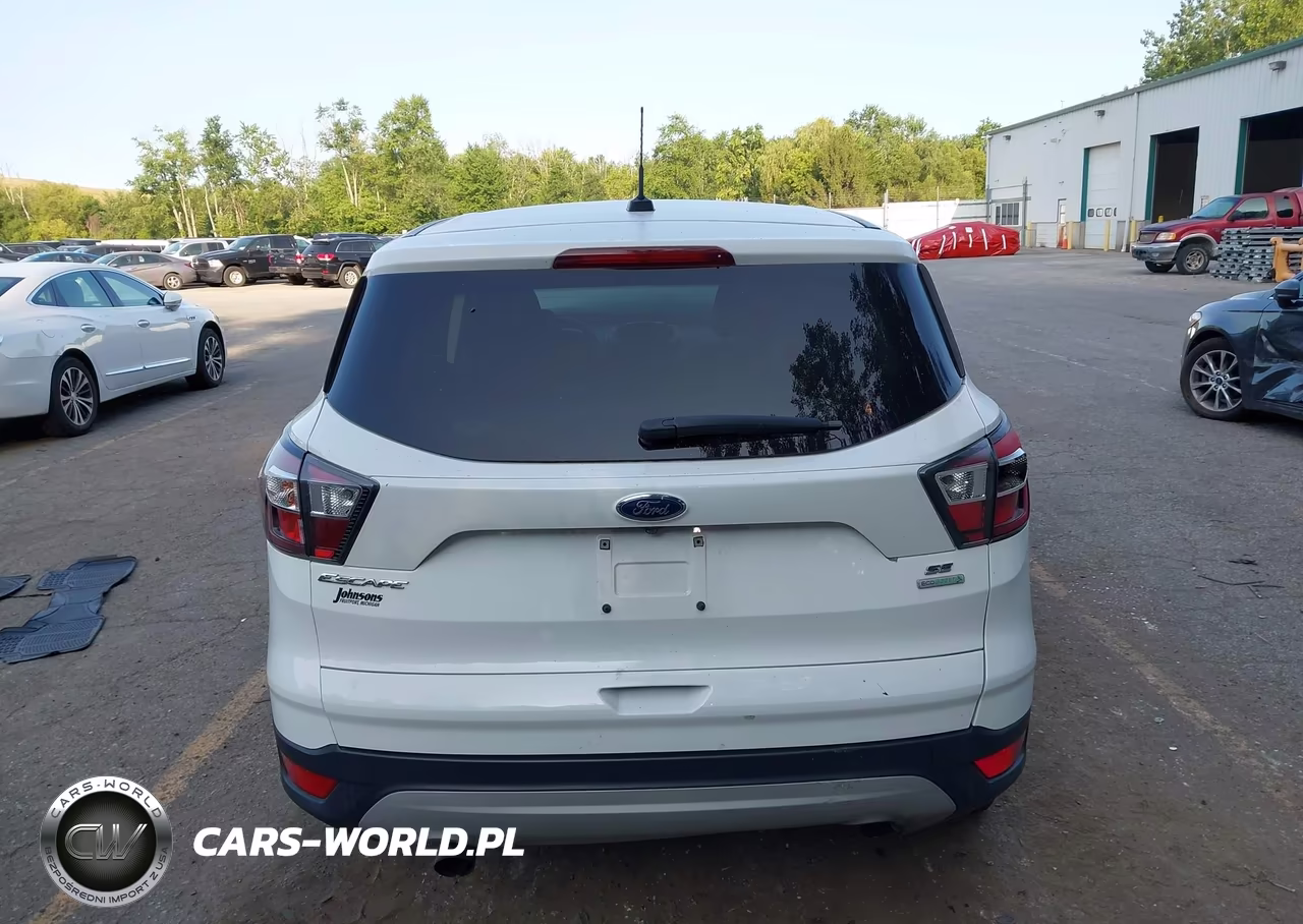 2017 Ford Escape Se VIN:1FMCU0GD3HUB03827 - 15