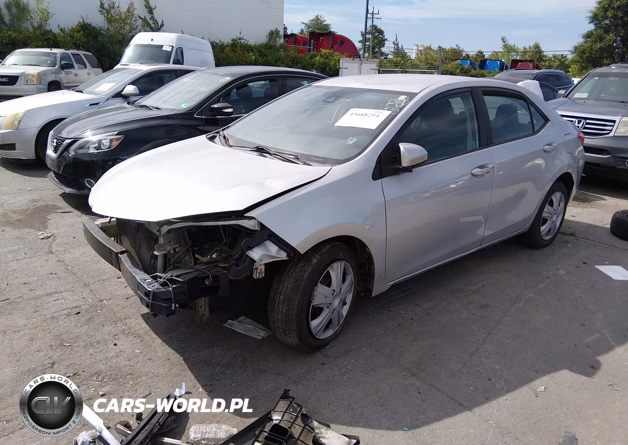 2018 Toyota Corolla Le VIN:5YFBURHE7JP752514 - 2