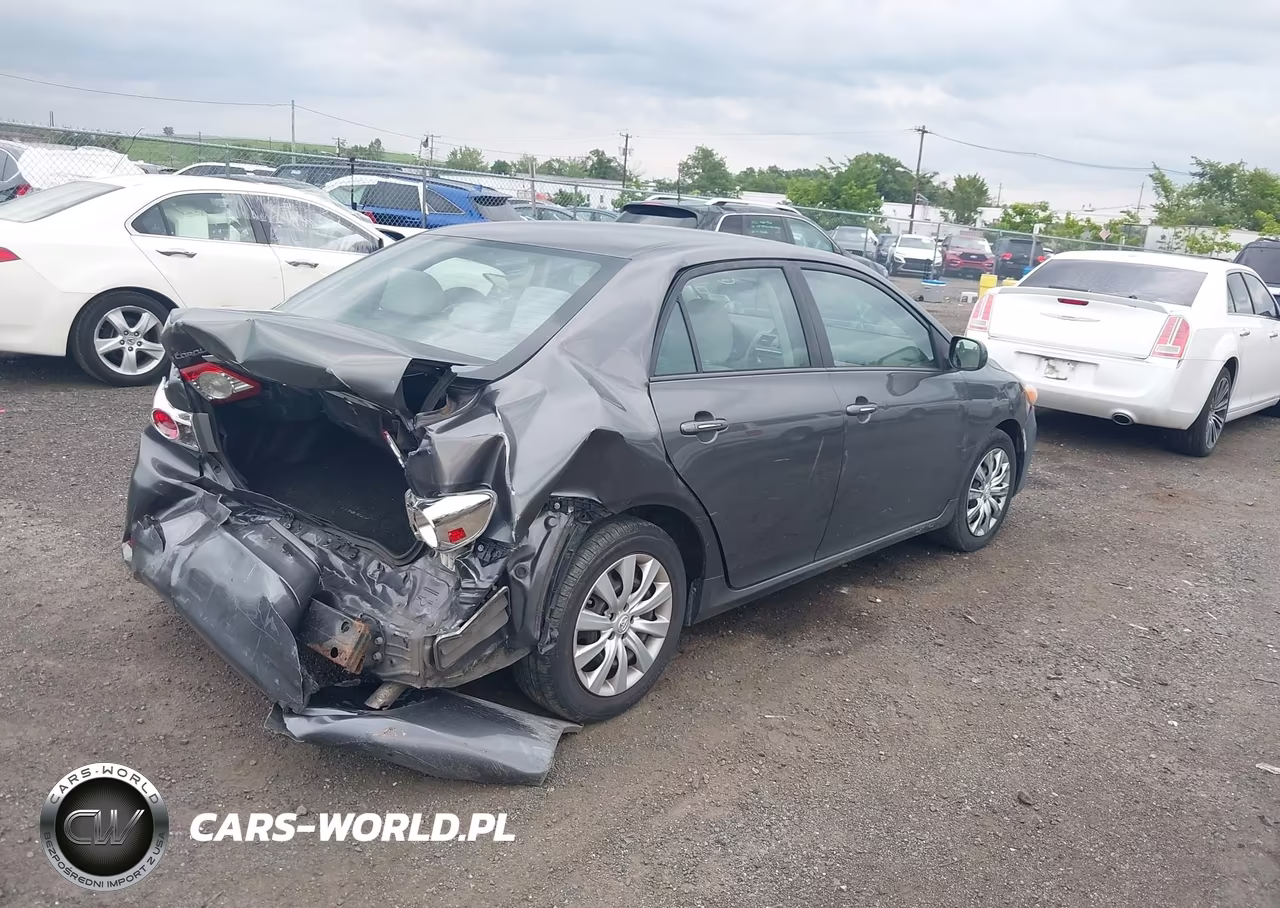 2012 Toyota Corolla Le VIN:5YFBU4EE4CP043209 - 4