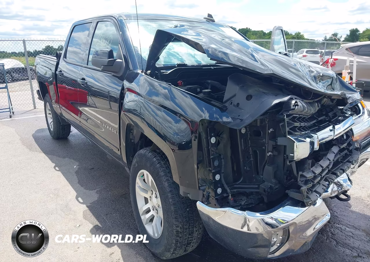 2018 Chevrolet Silverado 1500 1Lt VIN:3GCUKREC1JG638693 - 18