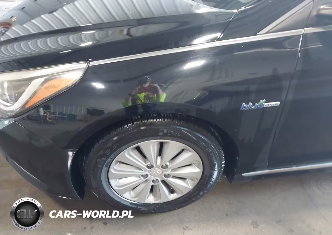 2016 Hyundai Sonata Hybrid Se VIN:KMHE24L13GA038785 - 14