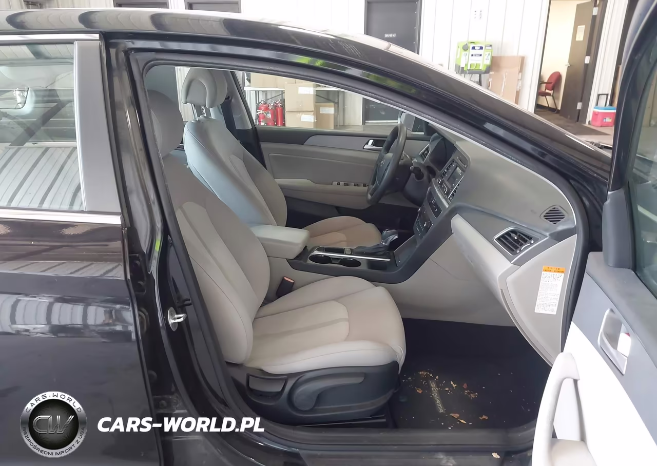 2016 Hyundai Sonata Hybrid Se VIN:KMHE24L13GA038785 - 5