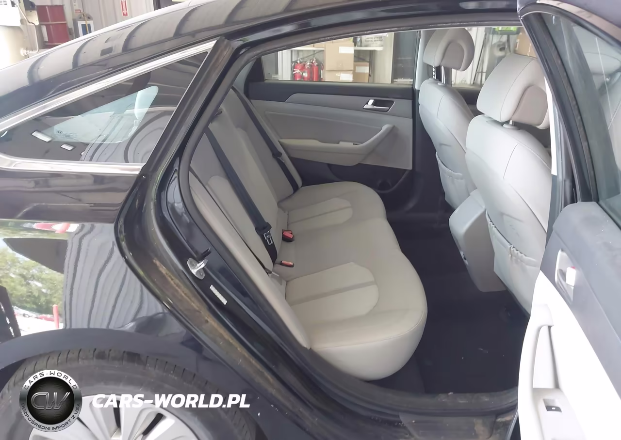 2016 Hyundai Sonata Hybrid Se VIN:KMHE24L13GA038785 - 8