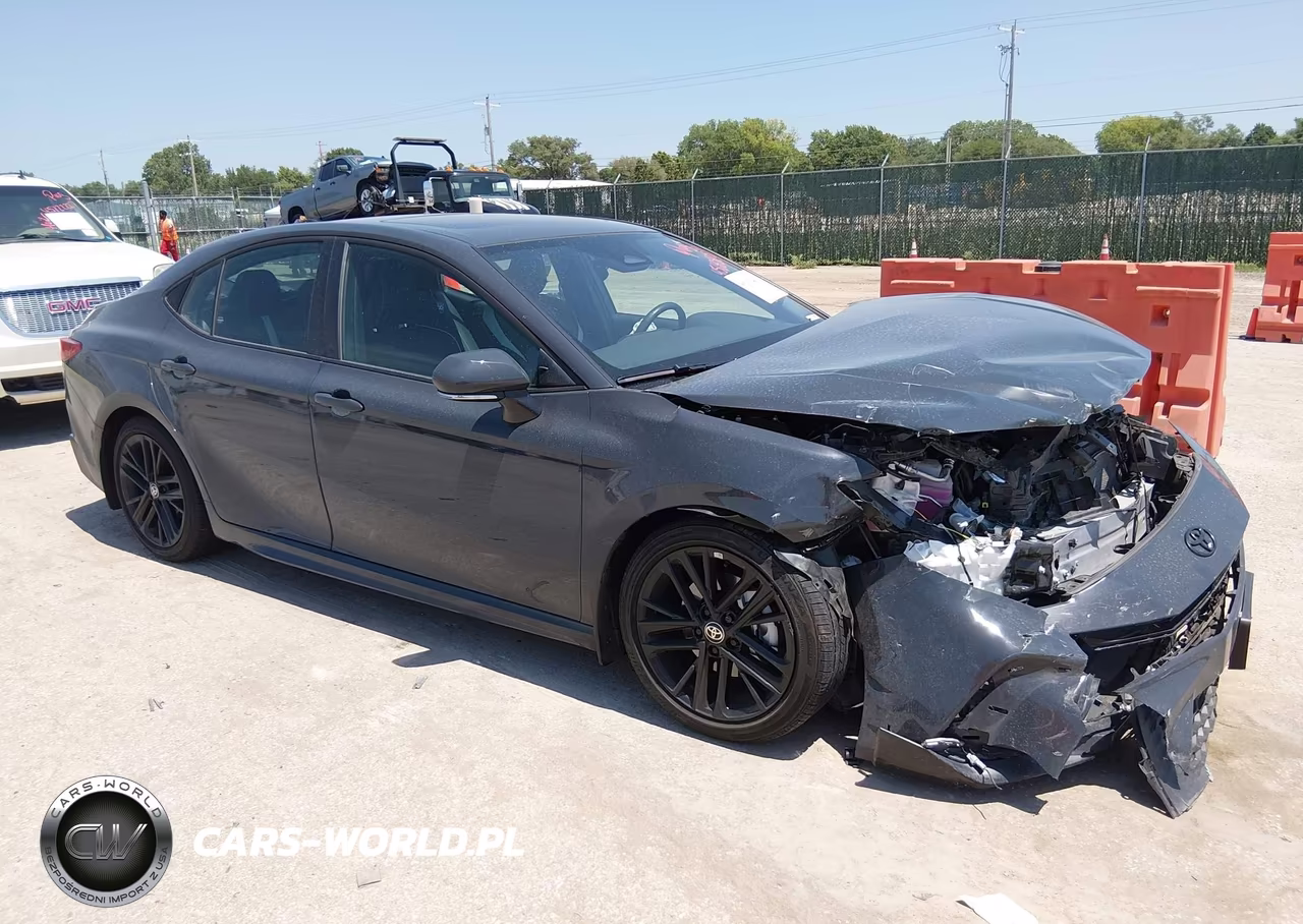 2025 Toyota Camry Se – zdjęcie 1 z 16