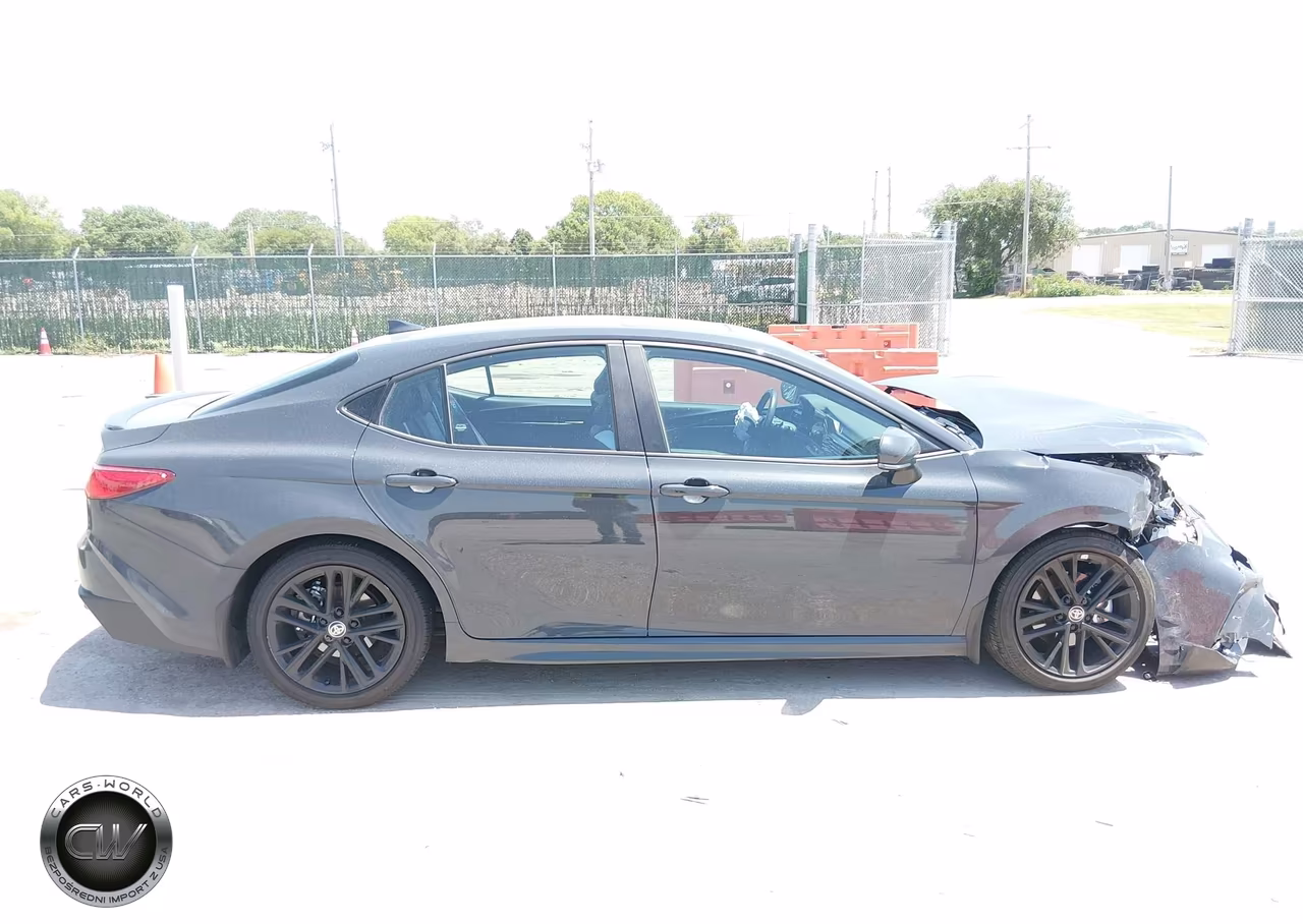 2025 Toyota Camry Se VIN:4T1DAACK6SU054072 - 13