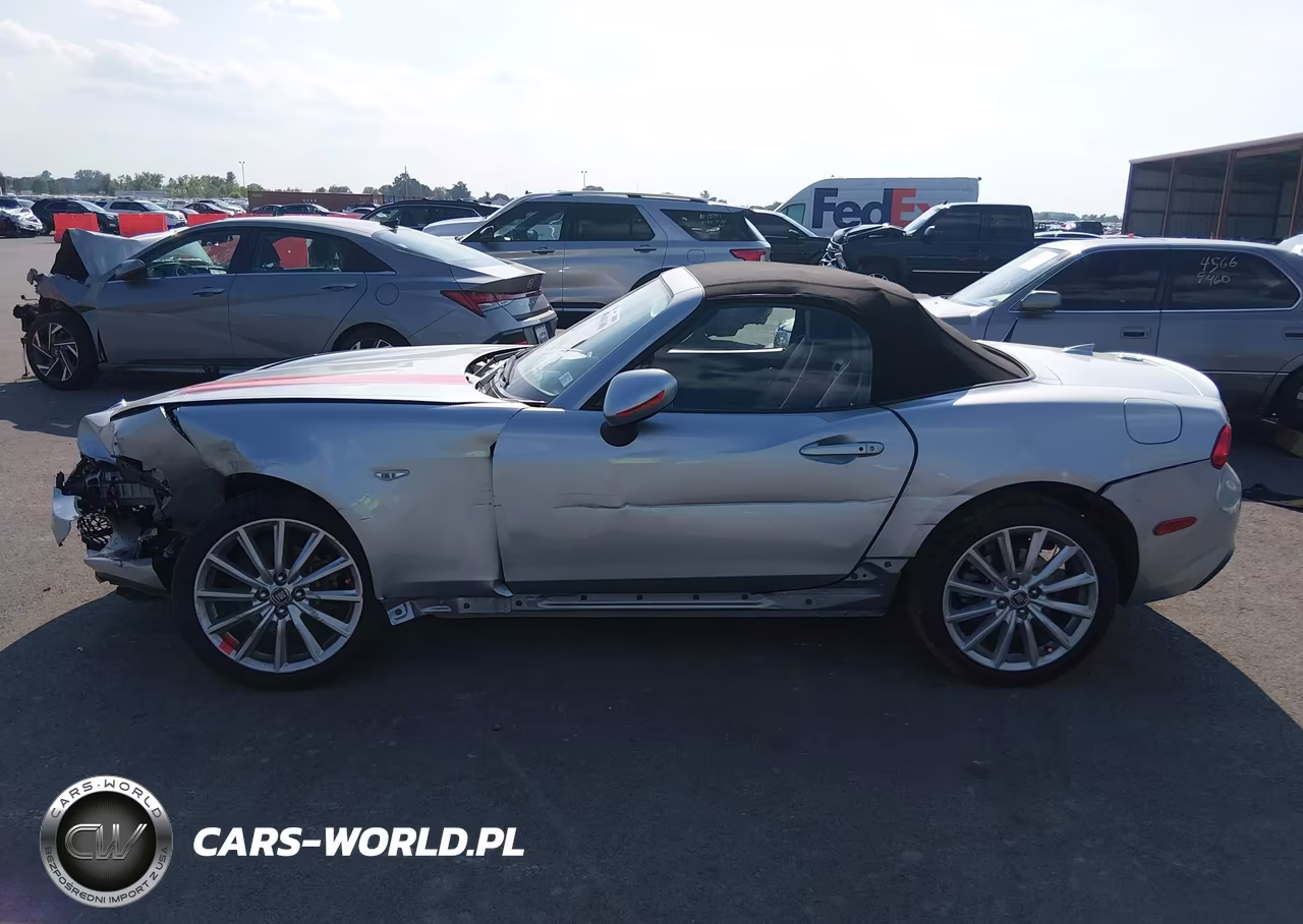 2019 Fiat 124 Spider Classica VIN:JC1NFAEK4K0141903 - 14