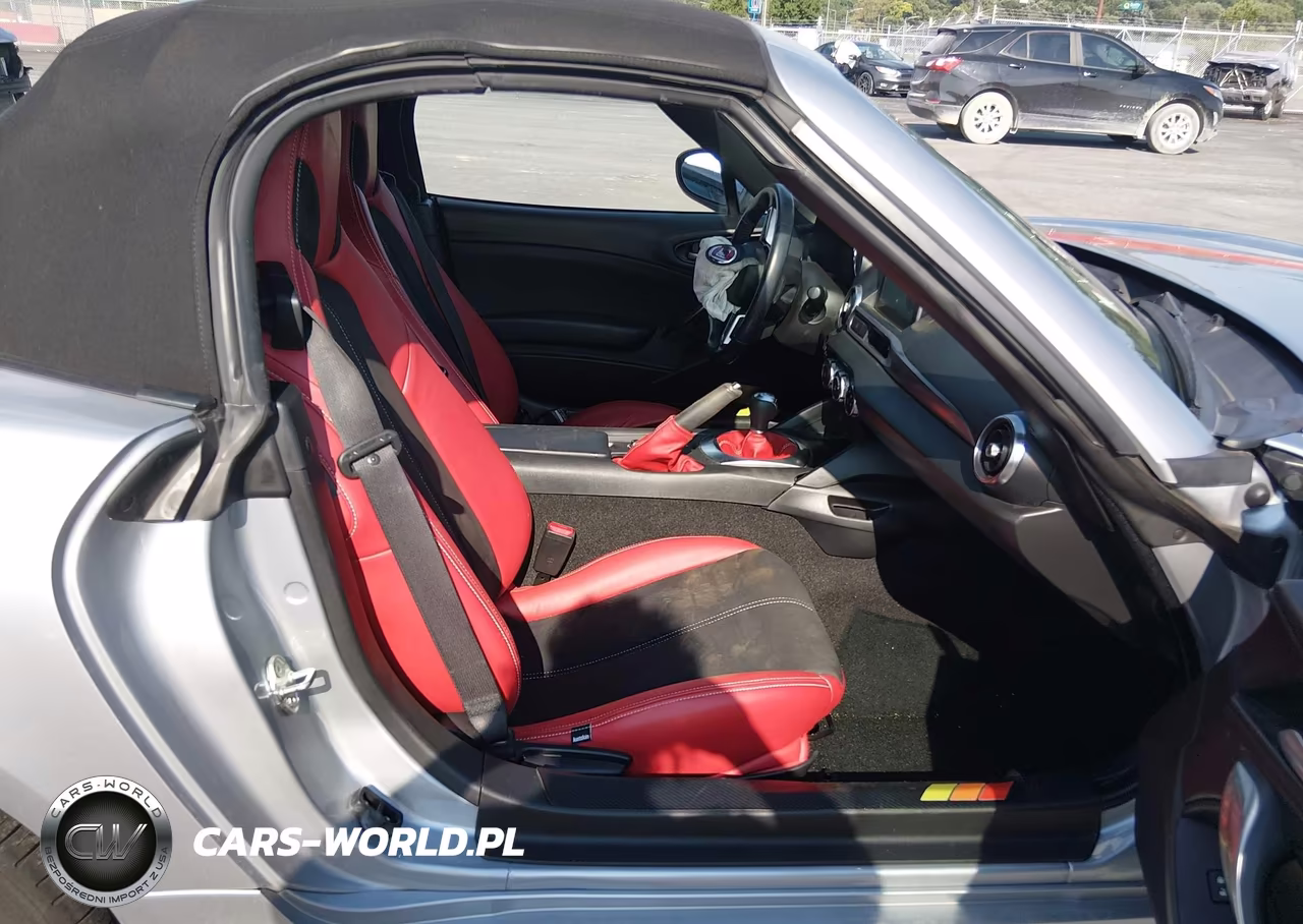 2019 Fiat 124 Spider Classica VIN:JC1NFAEK4K0141903 - 5