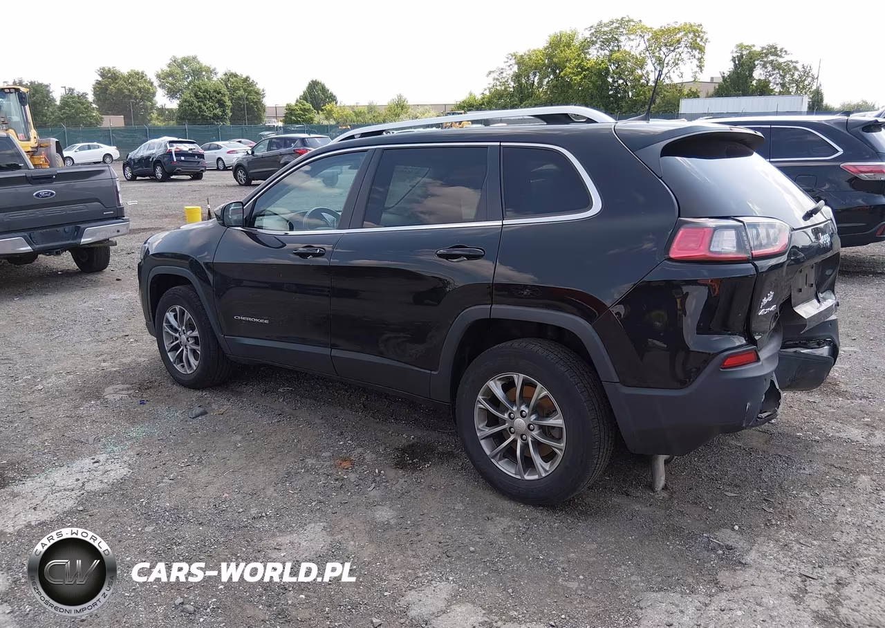 2020 Jeep Cherokee Latitude Plus 4X4 VIN:1C4PJMLB7LD537350 - 3