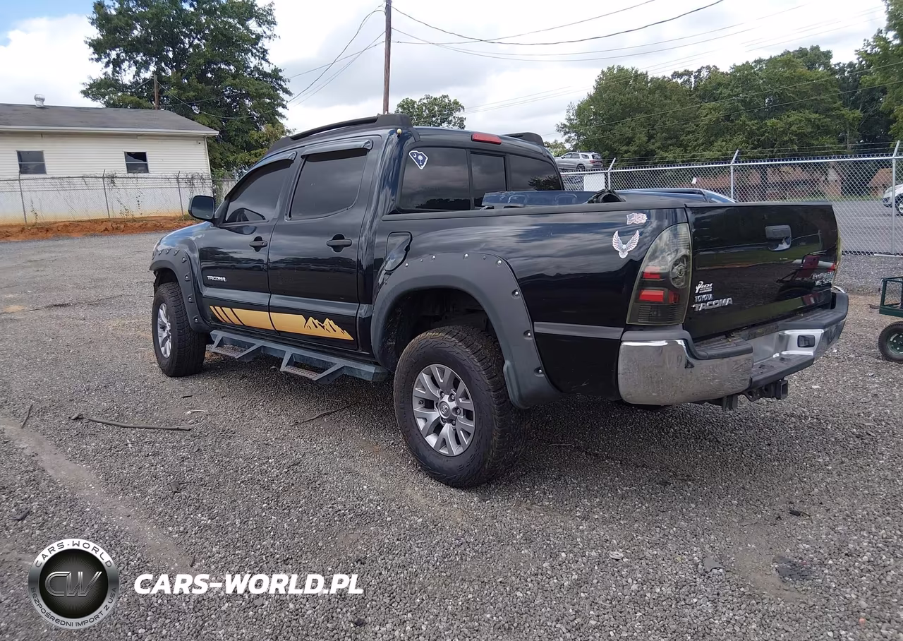 2011 Toyota Tacoma Prerunner V6 VIN:3TMJU4GN0BM110614 - 3