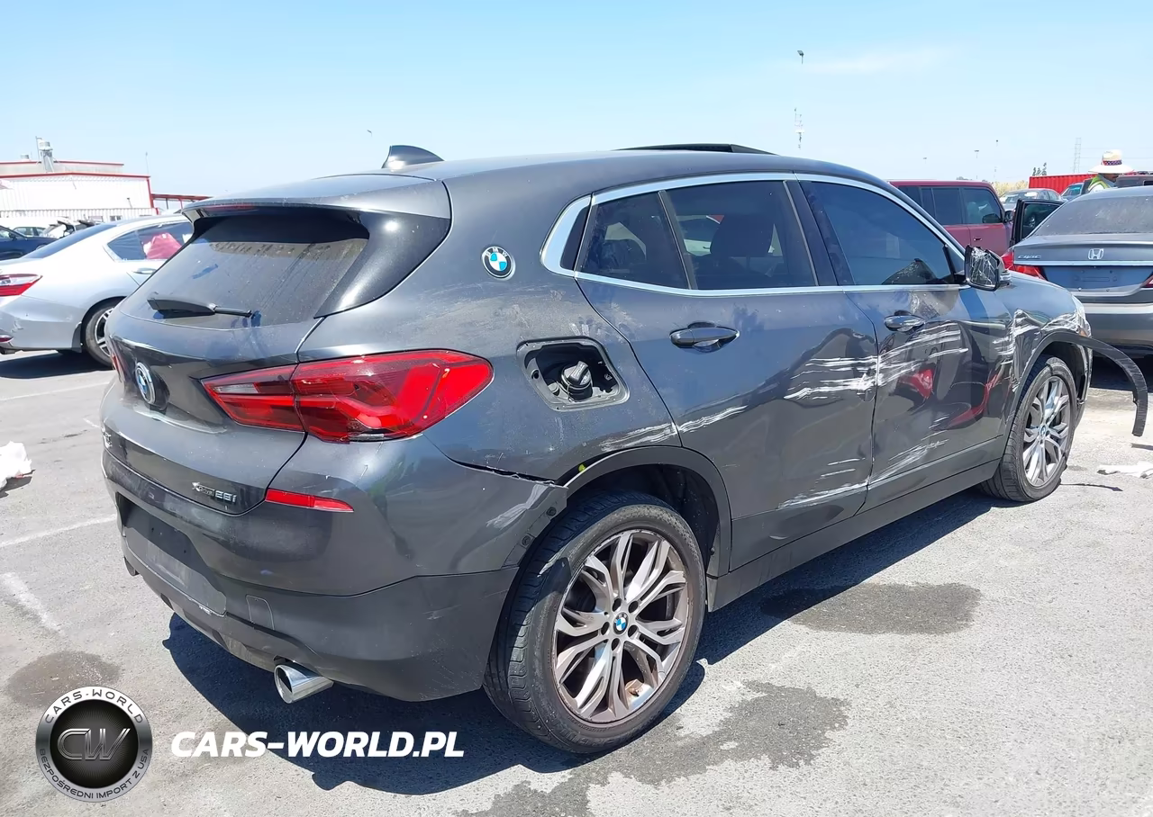 2018 BMW X2 xDrive28I VIN:WBXYJ5C30JEF70545 - 4