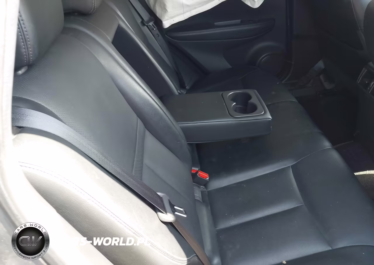 2018 Nissan Rogue Sport Sl VIN:JN1BJ1CP5JW184891 - 8
